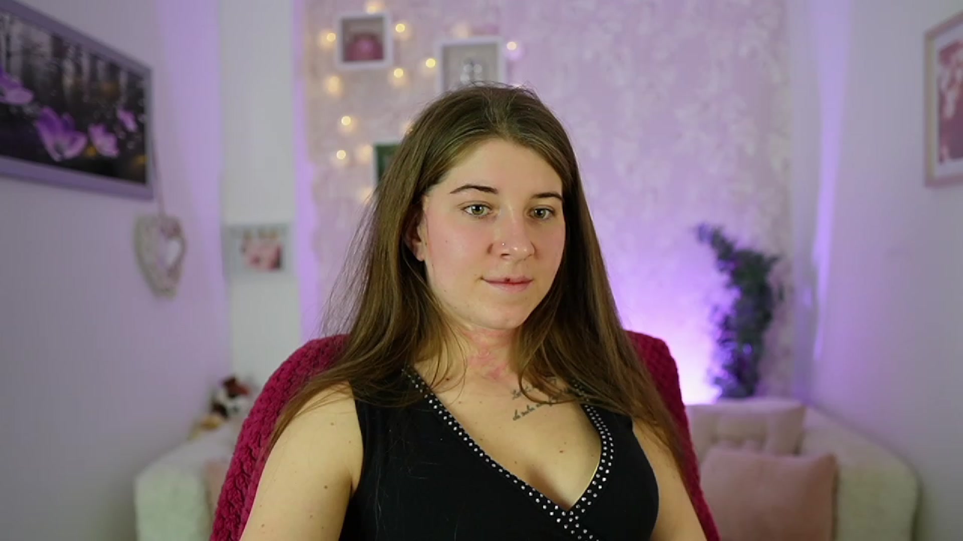 Gallery image thumbnail from Haley_Reed18's myfreecams stream on, 01/25/2024, 14:46 image 13 of 20