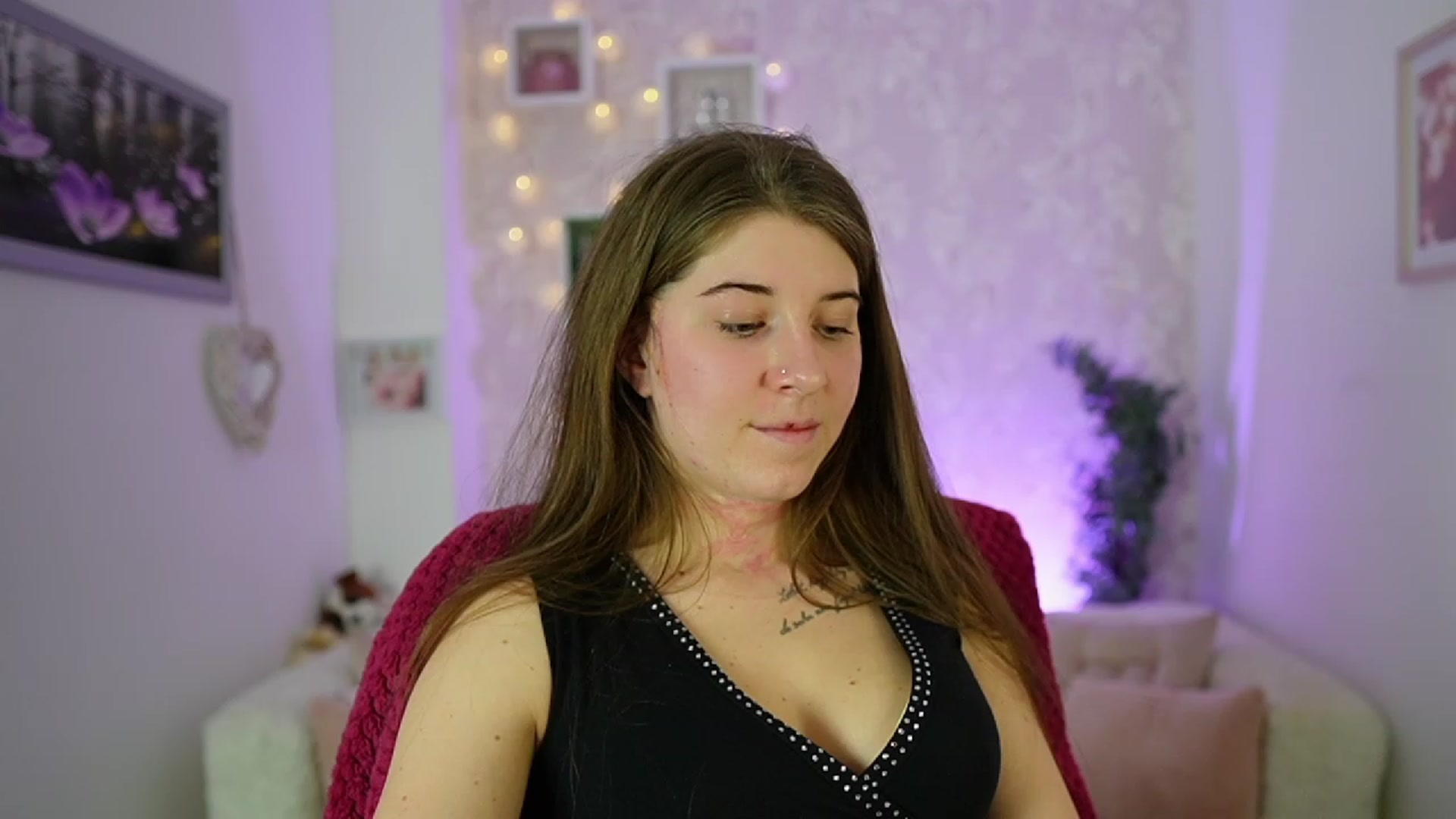 Gallery image thumbnail from Haley_Reed18's myfreecams stream on, 01/25/2024, 14:46 image 12 of 20