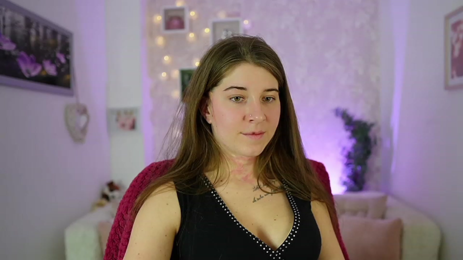 Gallery image thumbnail from Haley_Reed18's myfreecams stream on, 01/25/2024, 14:46 image 10 of 20
