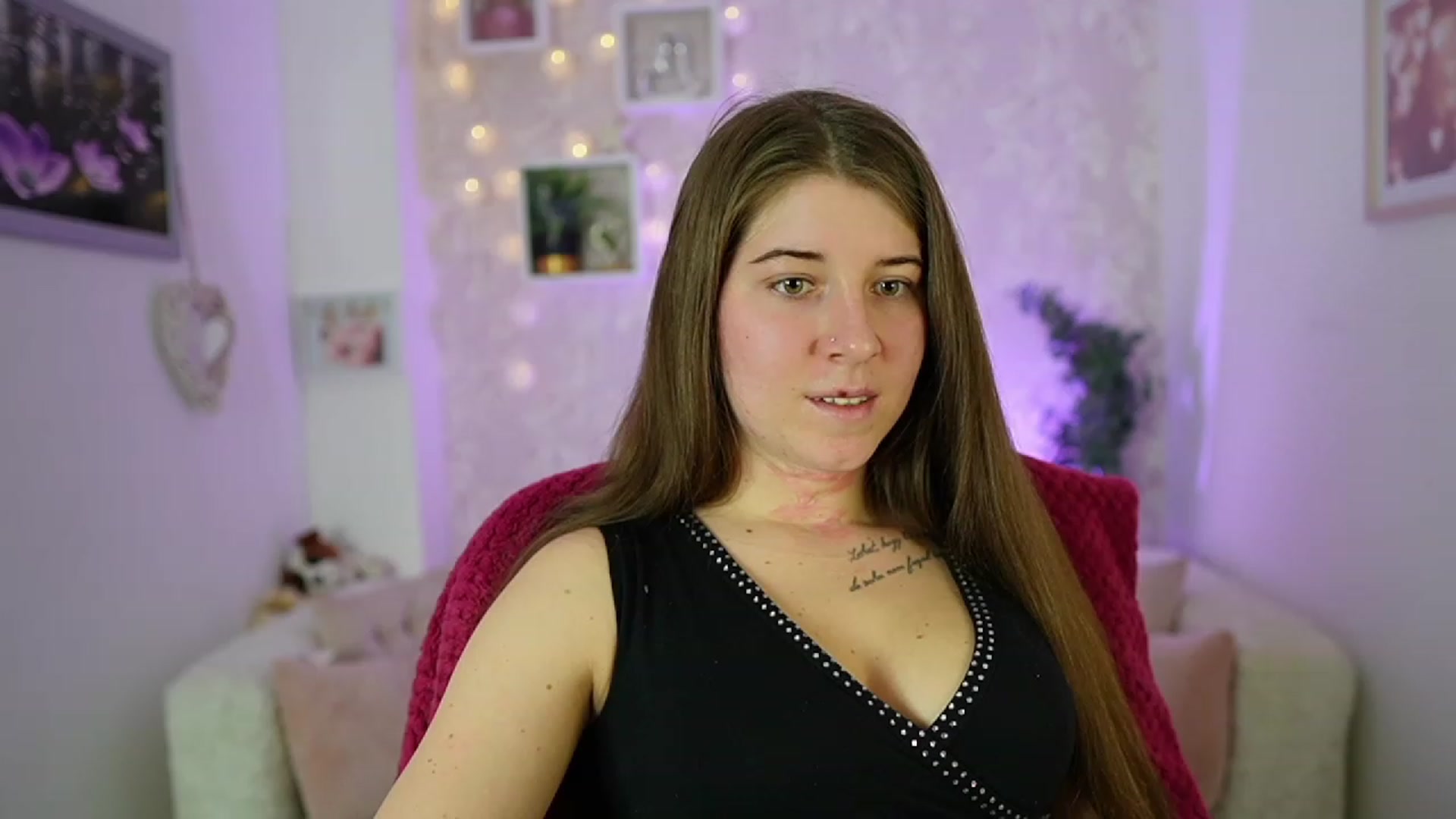 Gallery image thumbnail from Haley_Reed18's myfreecams stream on, 01/25/2024, 14:46 image 1 of 20