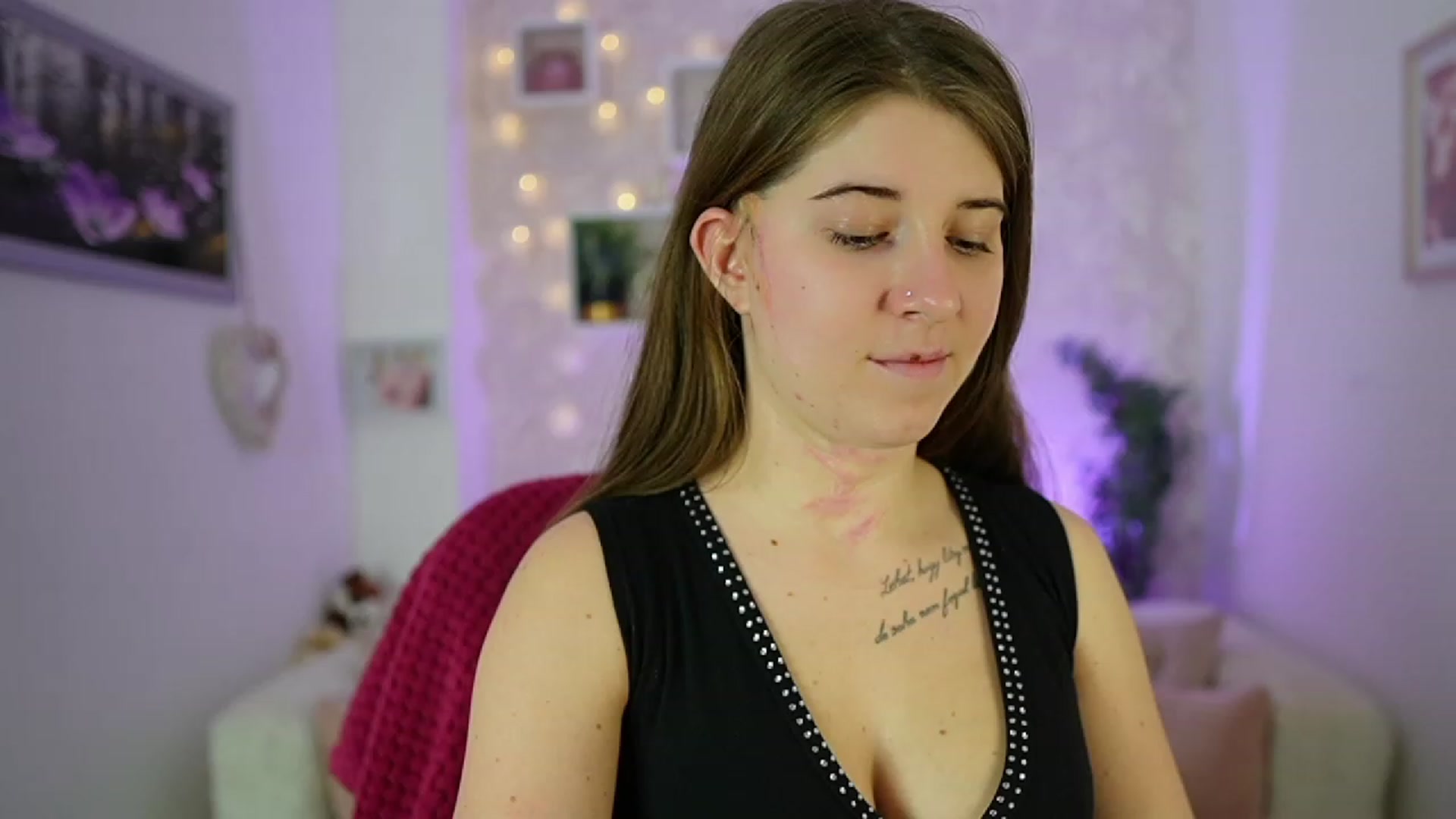 Gallery image thumbnail from Haley_Reed18's myfreecams stream on, 01/25/2024, 17:07 image 18 of 20