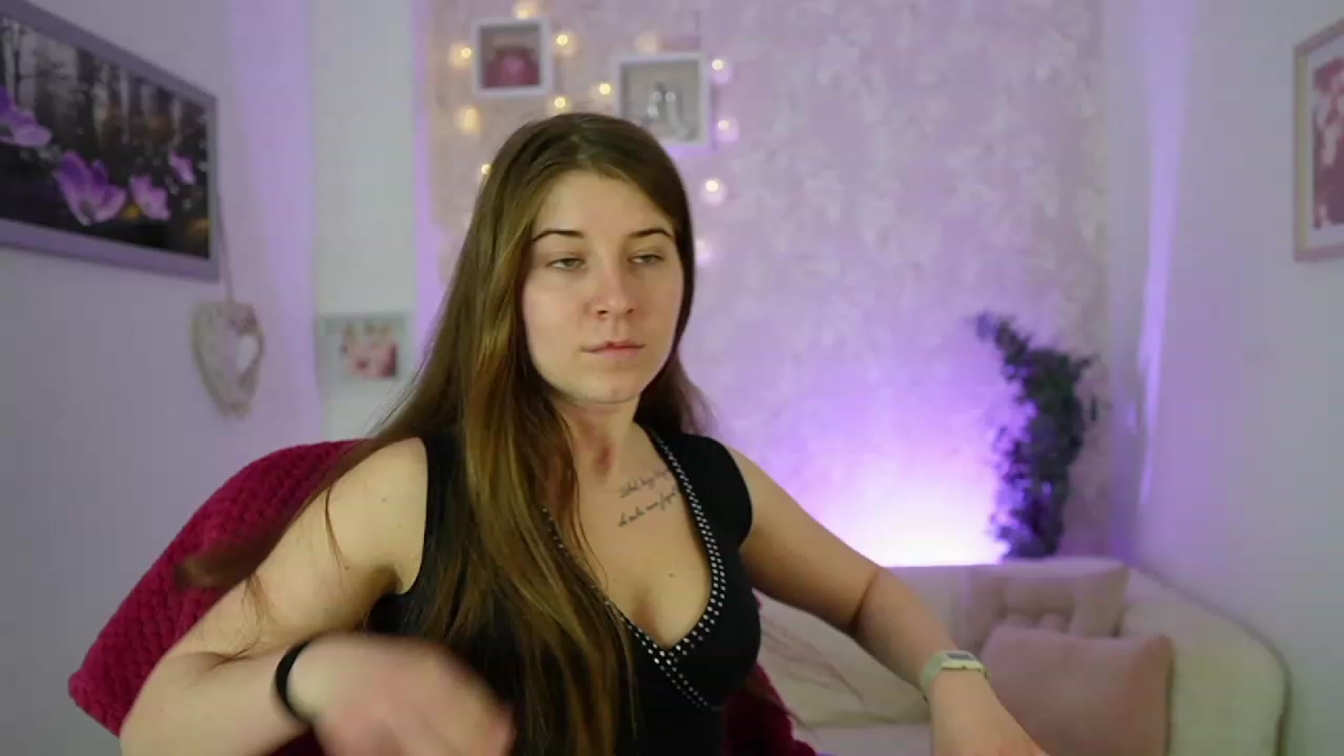 Gallery image thumbnail from Haley_Reed18's myfreecams stream on, 01/25/2024, 17:07 image 17 of 20