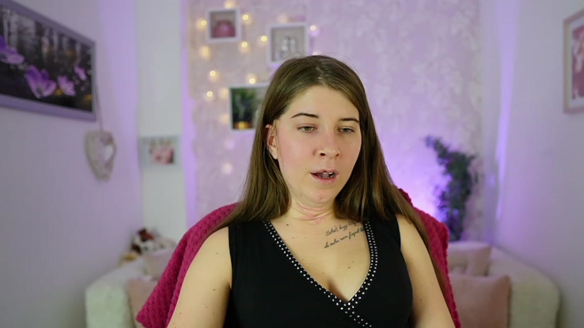 Gallery image thumbnail from Haley_Reed18's myfreecams stream on, 01/25/2024, 18:31 image 10 of 20