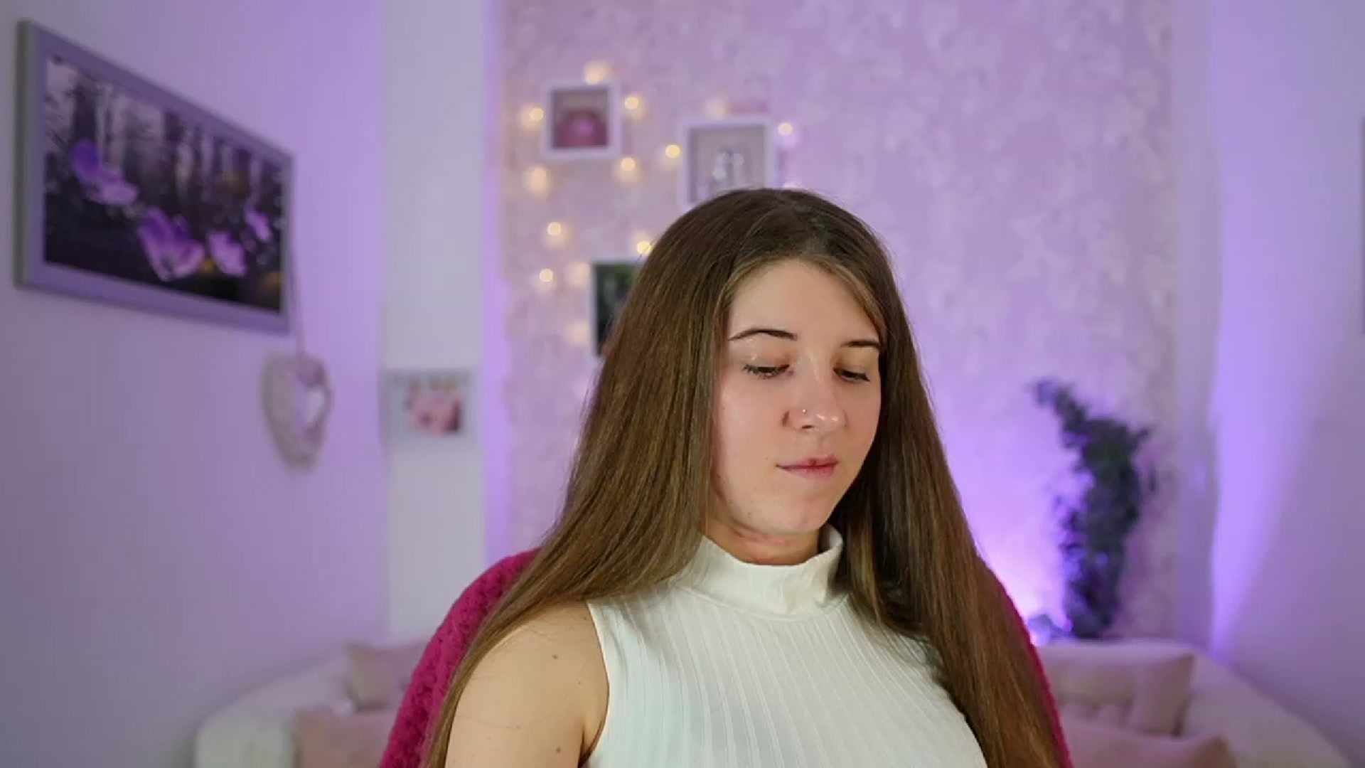 Gallery image thumbnail from Haley_Reed18's myfreecams stream on, 01/26/2024, 18:40 image 12 of 20