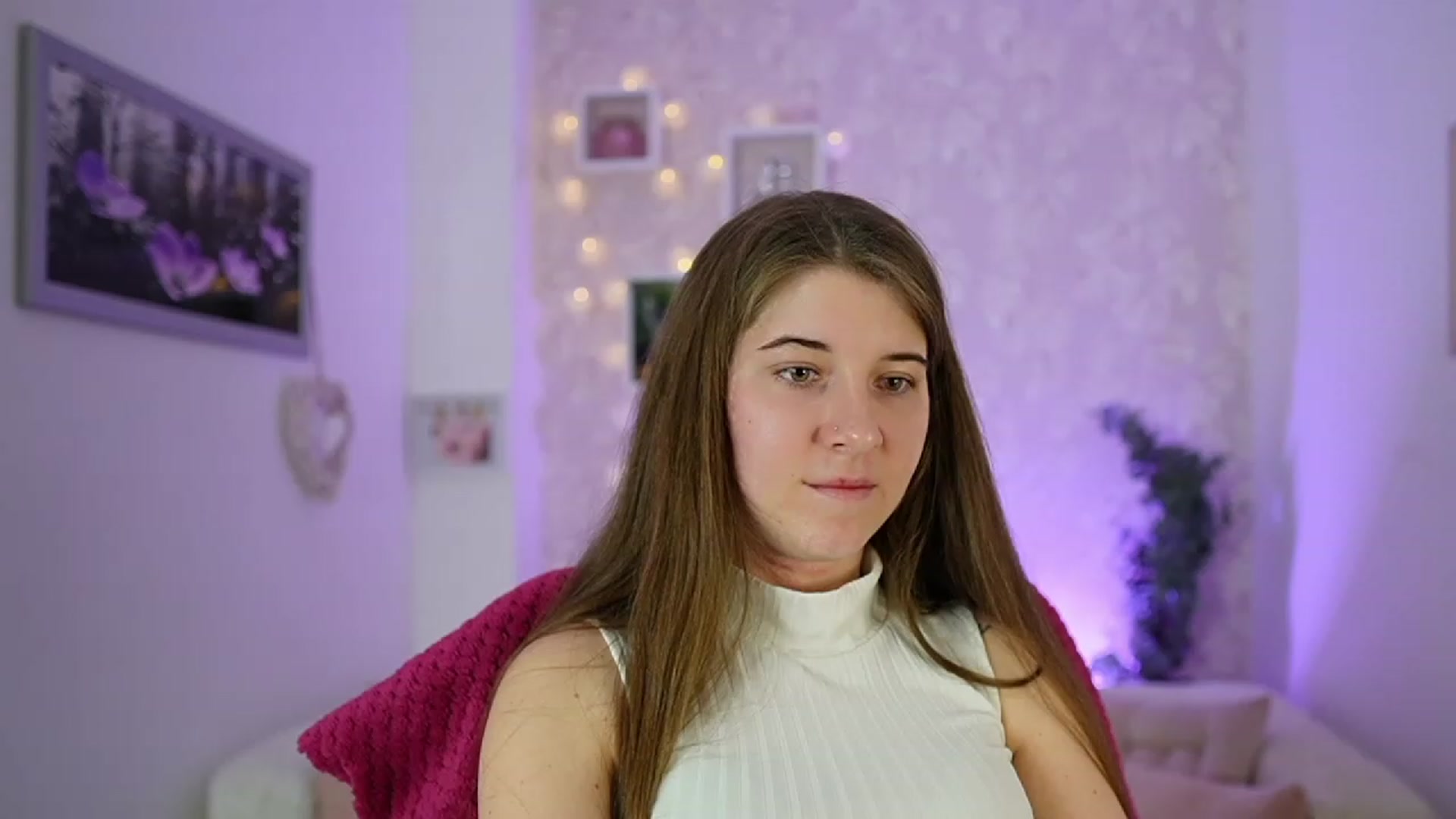 Gallery image thumbnail from Haley_Reed18's myfreecams stream on, 01/29/2024, 16:36 image 16 of 20