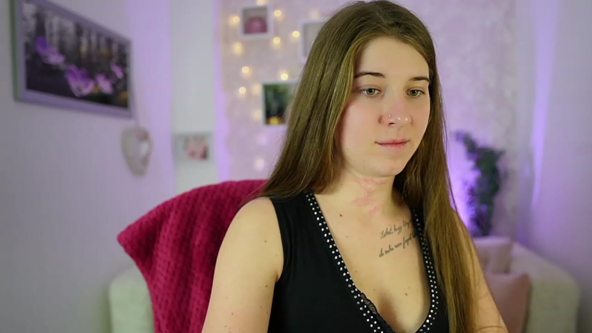 Gallery image thumbnail from Haley_Reed18's myfreecams stream on, 01/30/2024, 18:54 image 3 of 20