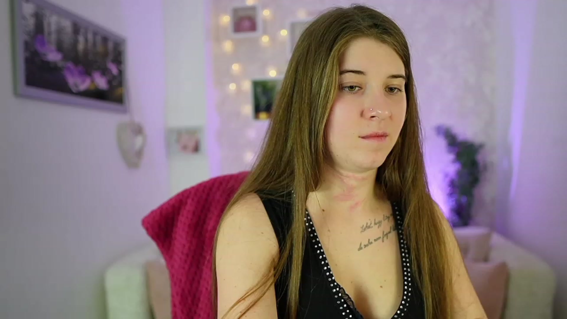 Gallery image thumbnail from Haley_Reed18's myfreecams stream on, 01/30/2024, 18:54 image 6 of 20