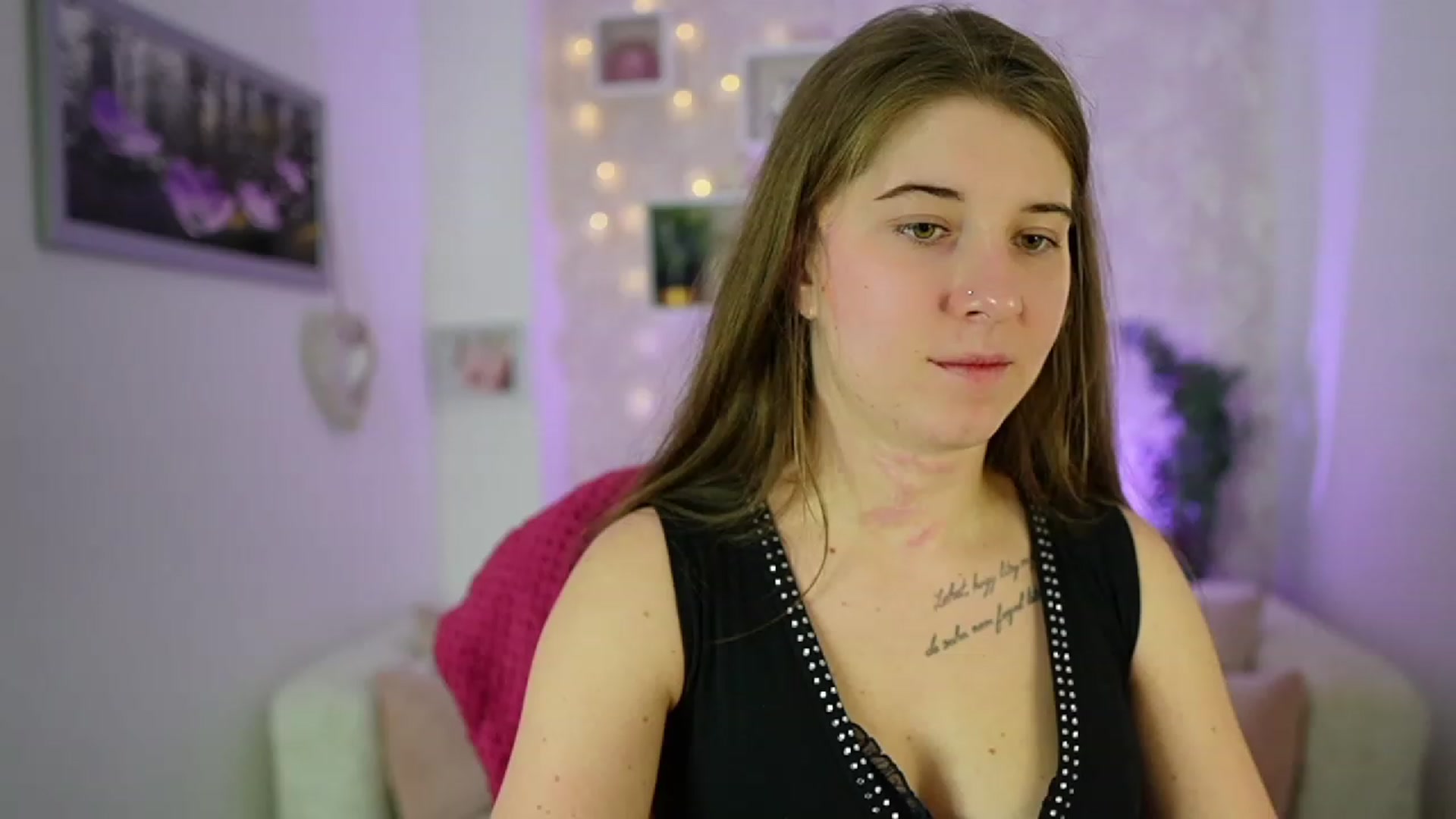 Gallery image thumbnail from Haley_Reed18's myfreecams stream on, 01/30/2024, 18:54 image 14 of 20