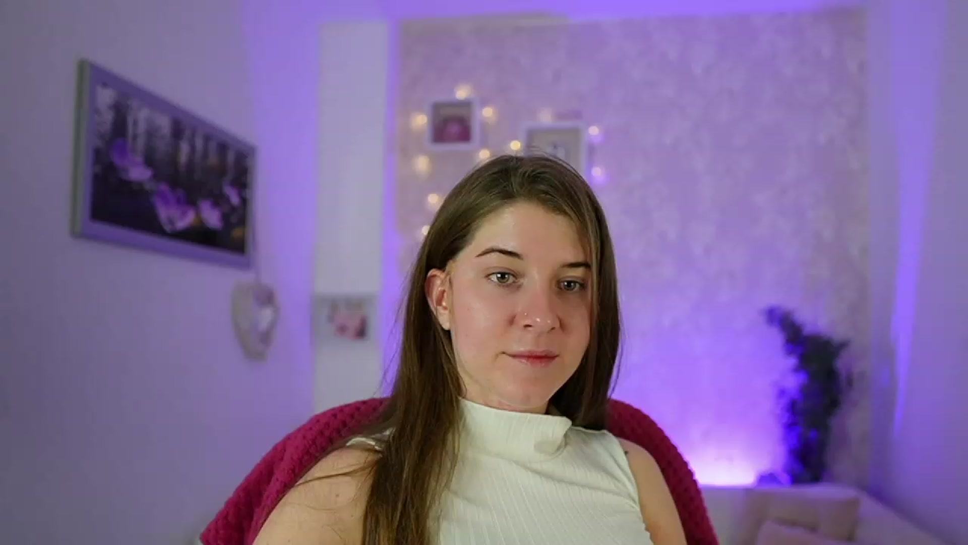 Gallery image thumbnail from Haley_Reed18's myfreecams stream on, 02/06/2024, 18:00 image 19 of 20