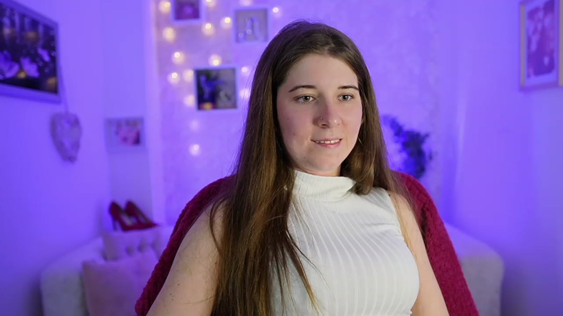 Gallery image thumbnail from Haley_Reed18's myfreecams stream on, 02/13/2024, 16:49 image 12 of 20