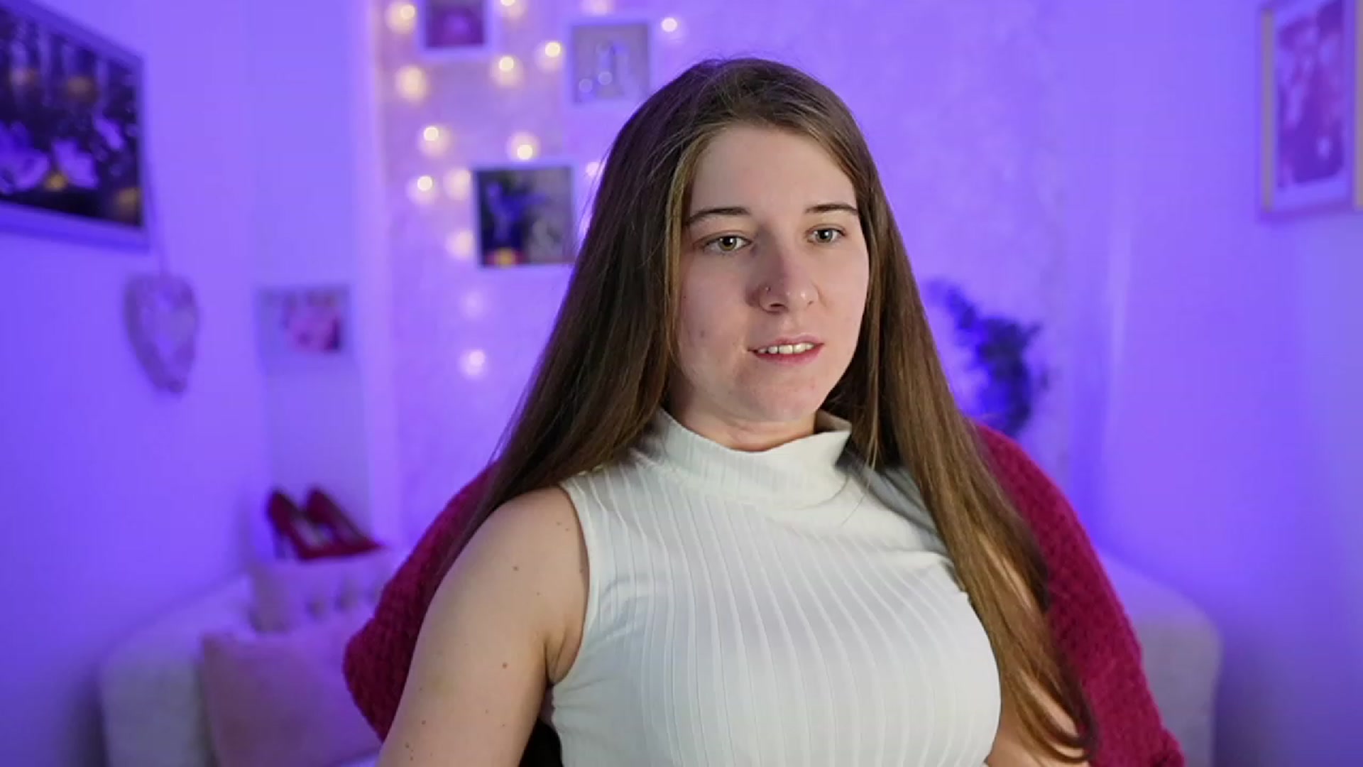 Gallery image thumbnail from Haley_Reed18's myfreecams stream on, 02/13/2024, 17:05 image 5 of 20