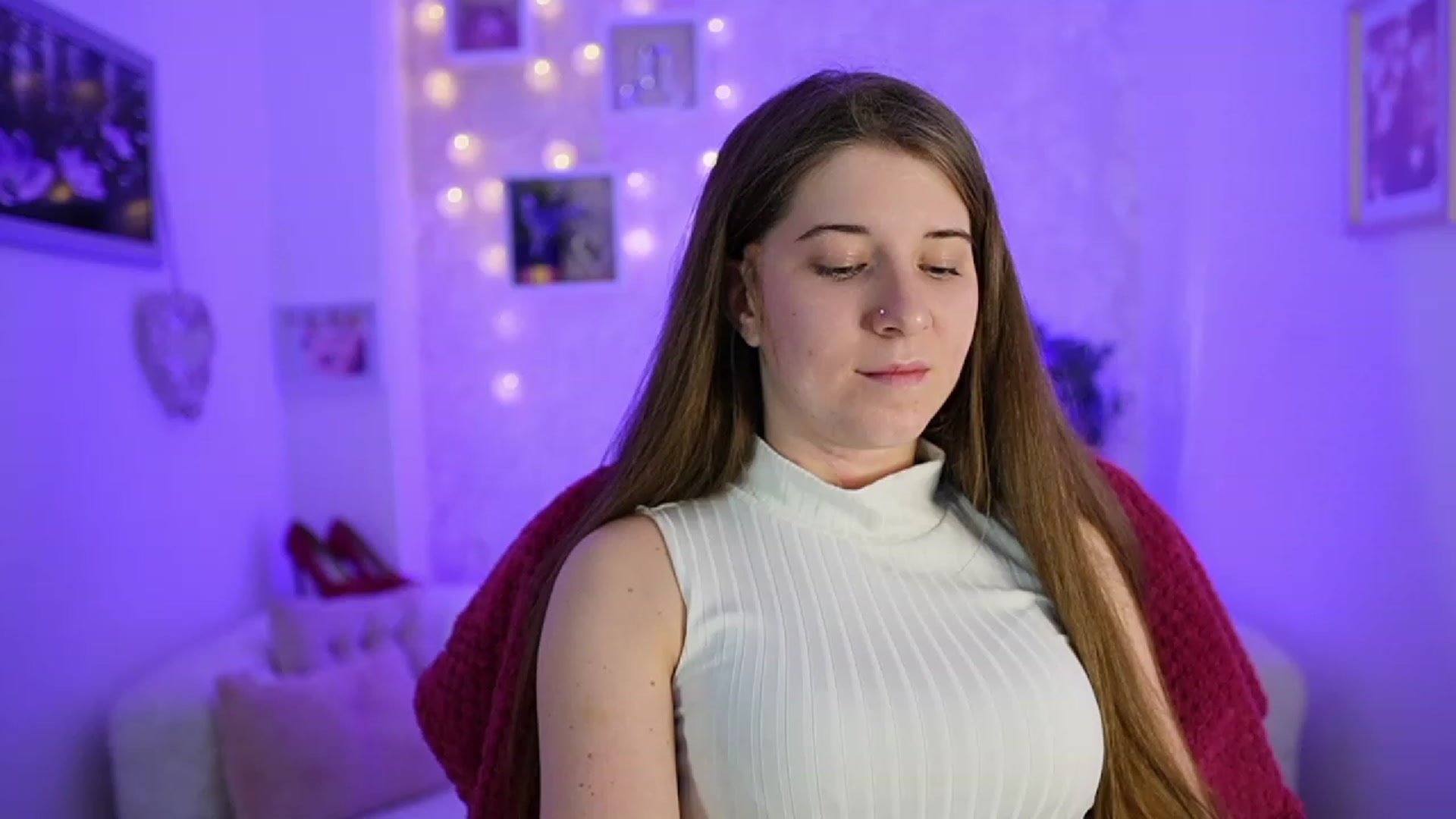 Gallery image thumbnail from Haley_Reed18's myfreecams stream on, 02/13/2024, 17:05 image 18 of 20