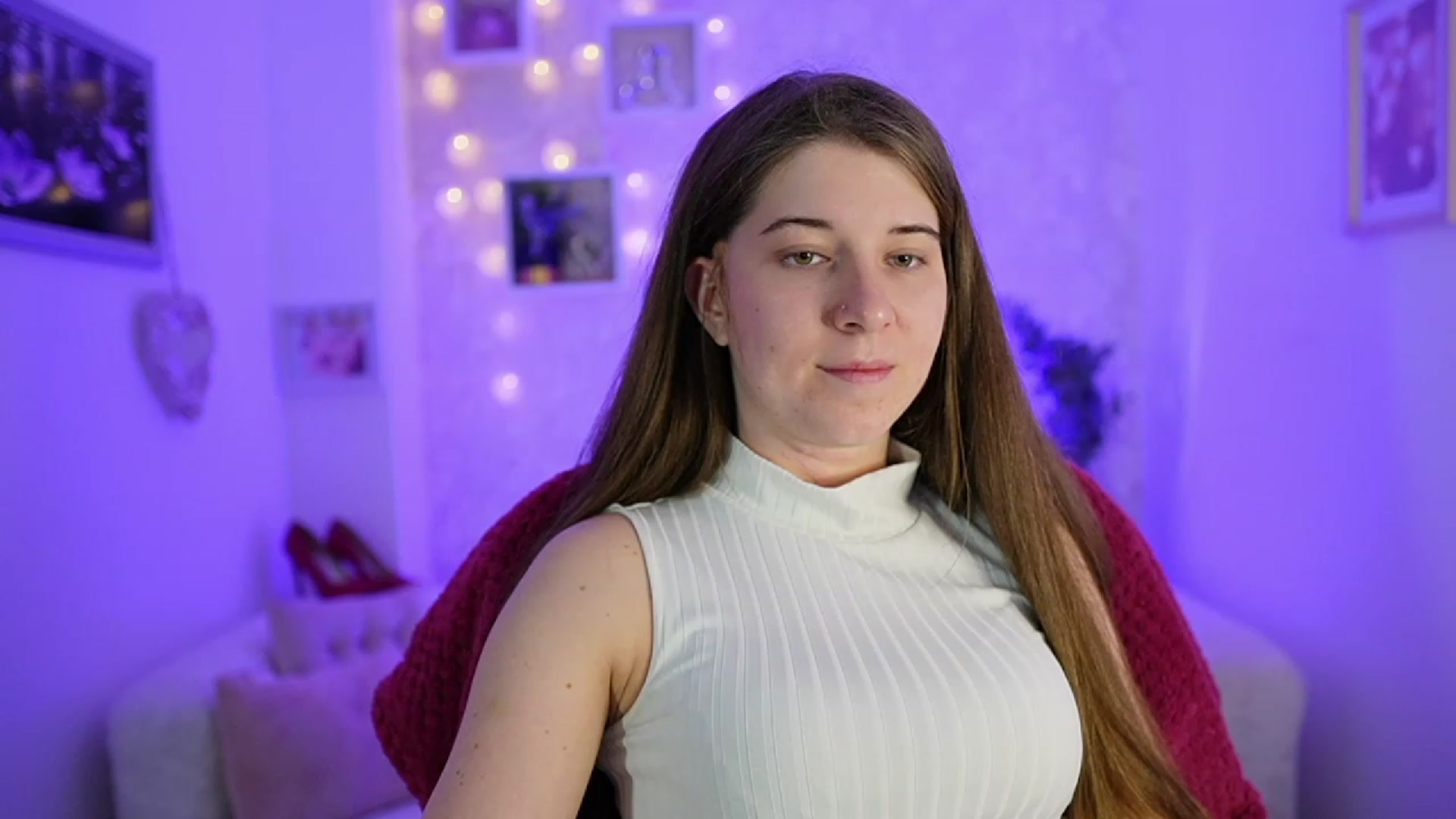 Gallery image thumbnail from Haley_Reed18's myfreecams stream on, 02/13/2024, 17:05 image 13 of 20