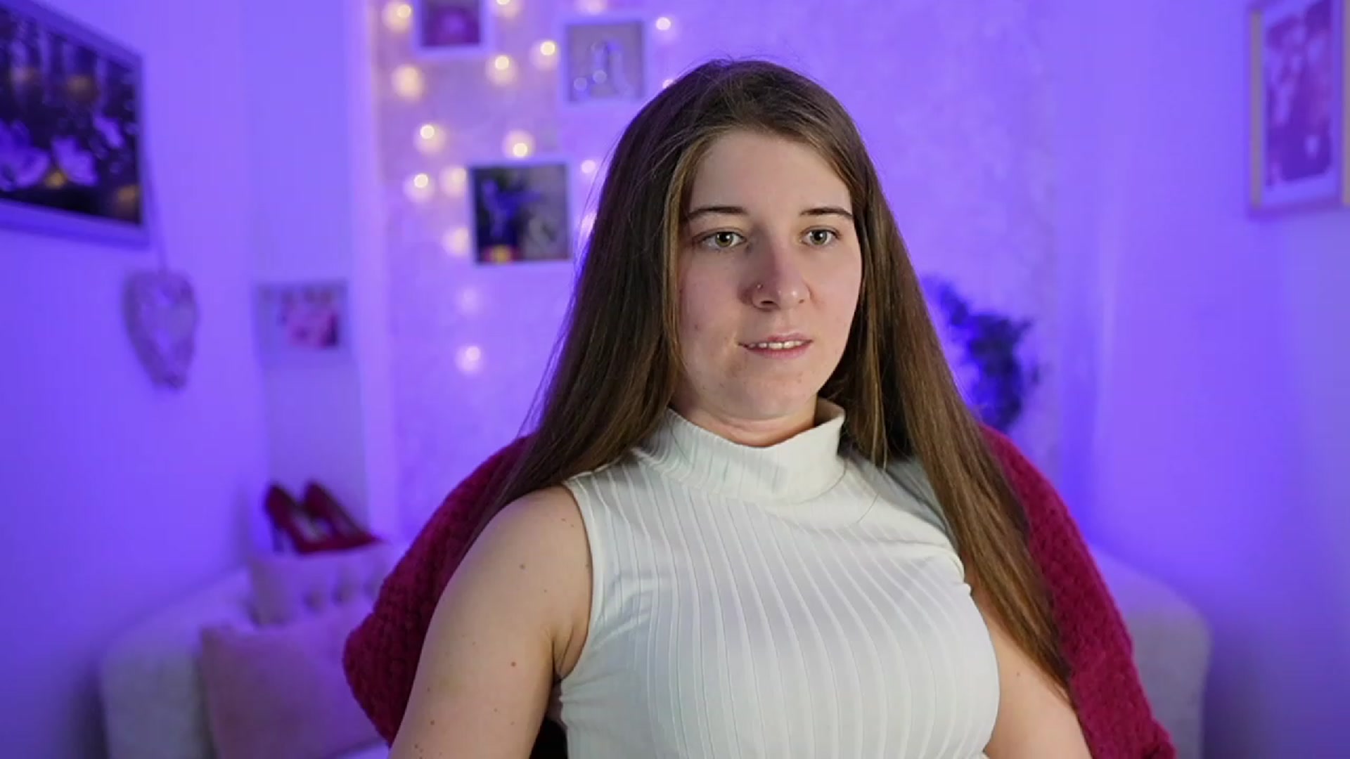 Gallery image thumbnail from Haley_Reed18's myfreecams stream on, 02/13/2024, 17:05 image 4 of 20