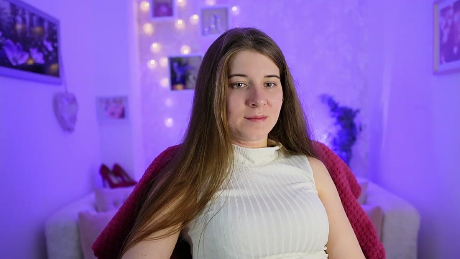 Gallery image thumbnail from Haley_Reed18's myfreecams stream on, 02/13/2024, 18:52 image 11 of 20