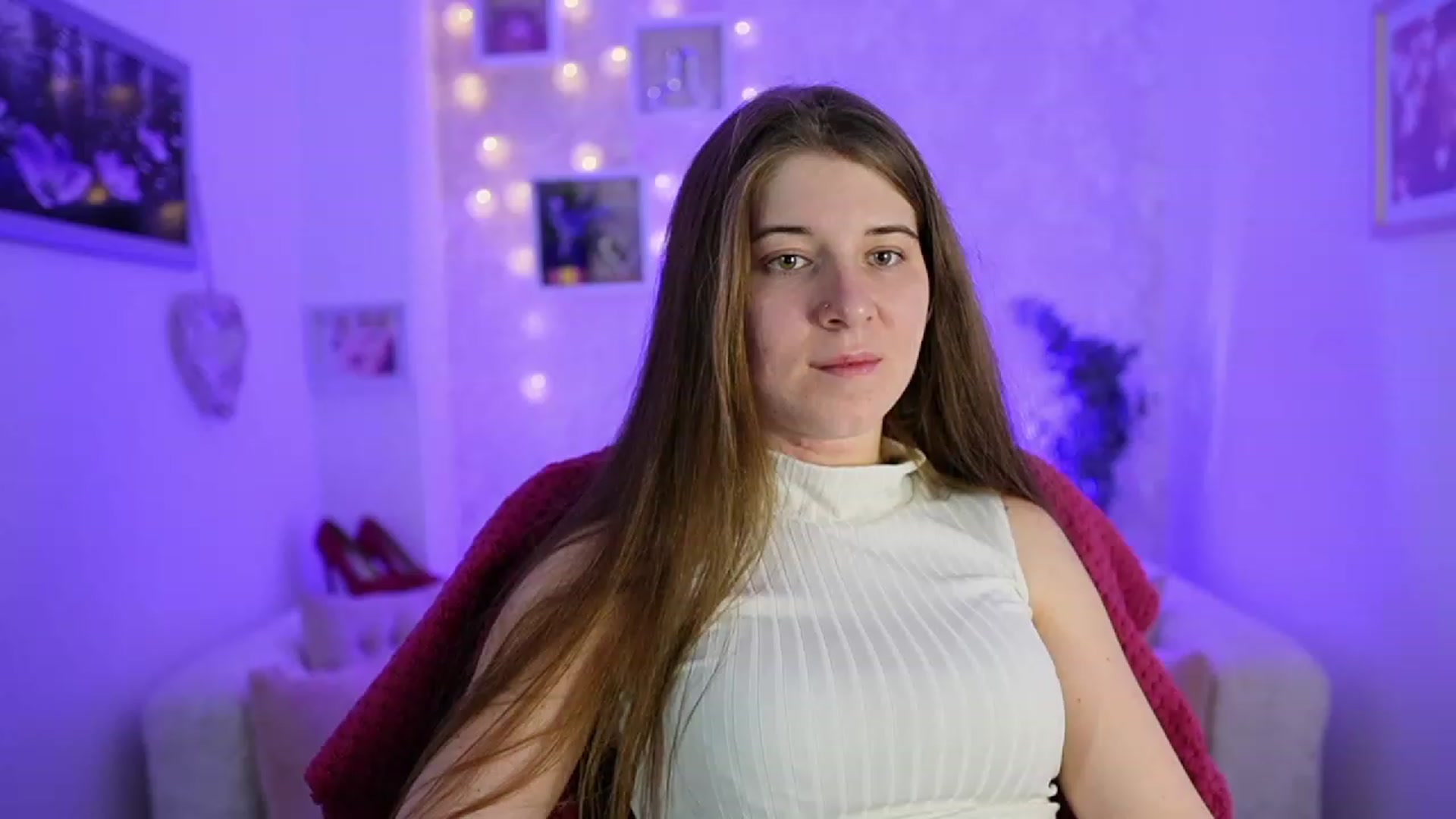 Gallery image thumbnail from Haley_Reed18's myfreecams stream on, 02/13/2024, 18:52 image 17 of 20