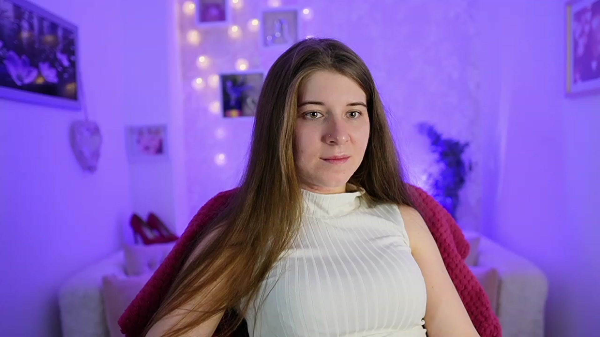Gallery image thumbnail from Haley_Reed18's myfreecams stream on, 02/13/2024, 18:52 image 15 of 20