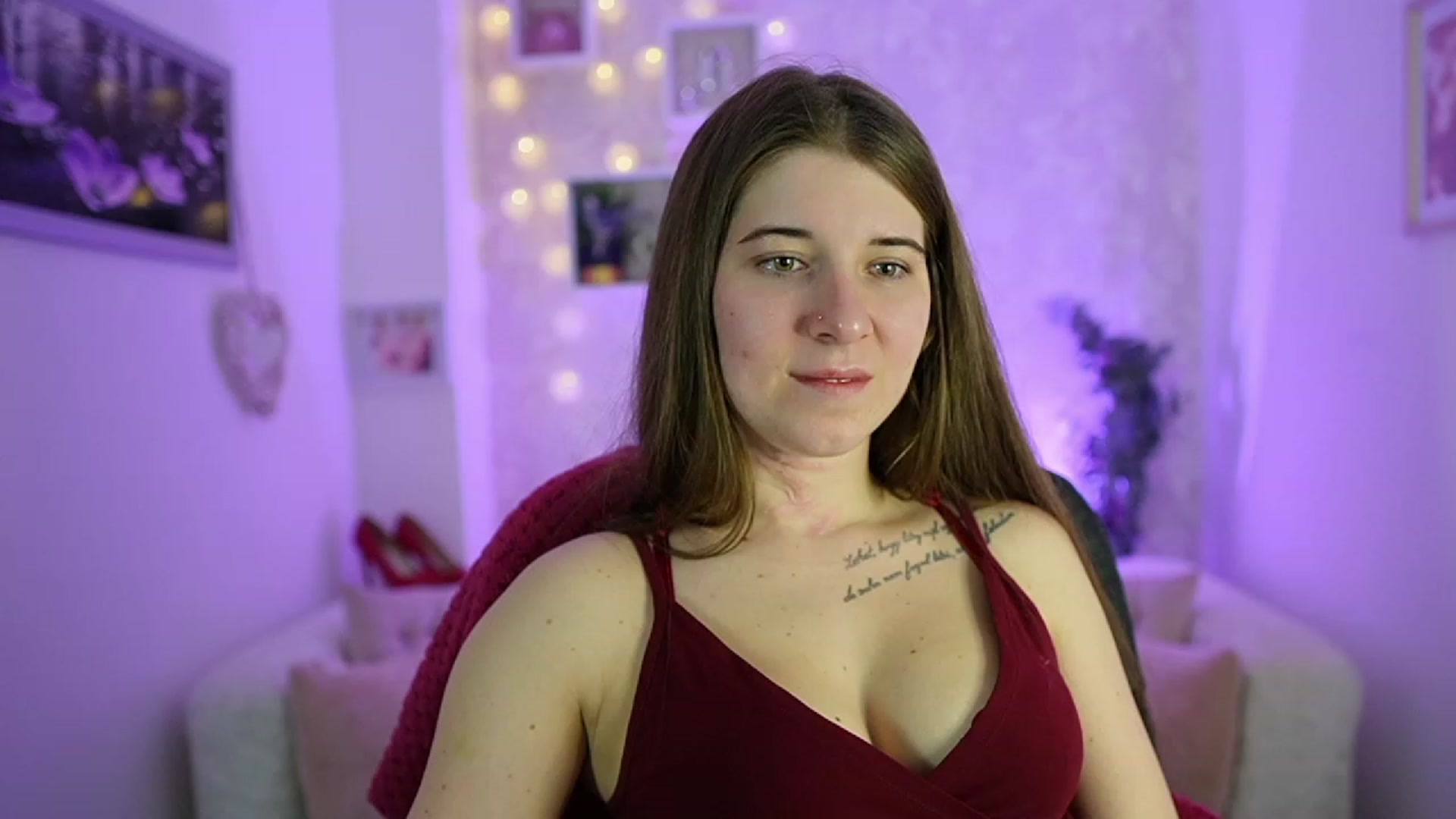 Gallery image thumbnail from Haley_Reed18's myfreecams stream on, 02/14/2024, 17:02 image 18 of 20