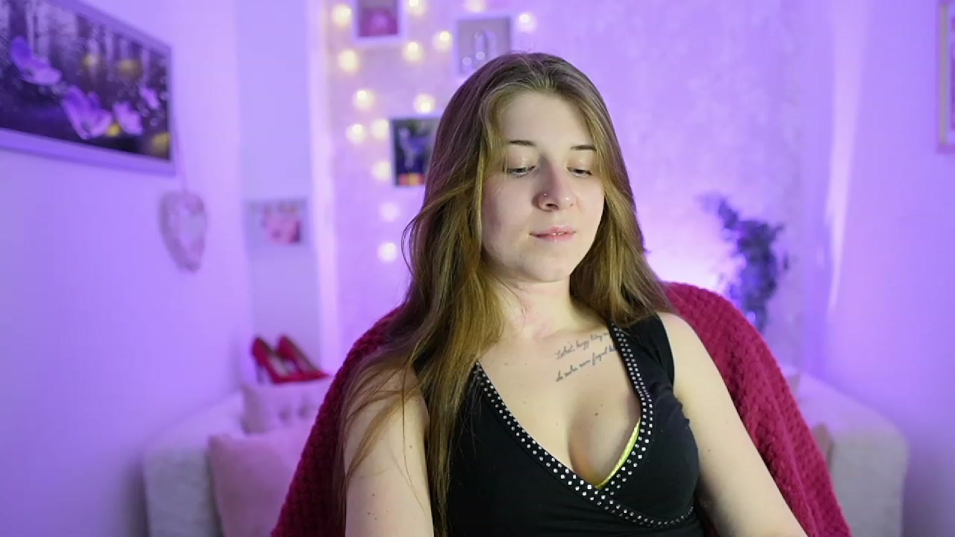 Gallery image thumbnail from Haley_Reed18's myfreecams stream on, 02/16/2024, 17:34 image 1 of 20