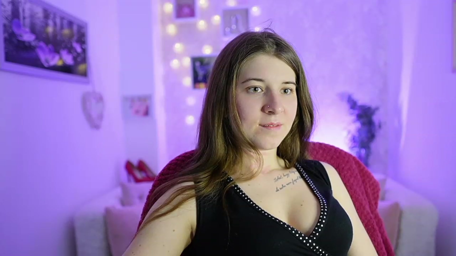 Gallery image thumbnail from Haley_Reed18's myfreecams stream on, 02/16/2024, 17:34 image 17 of 20