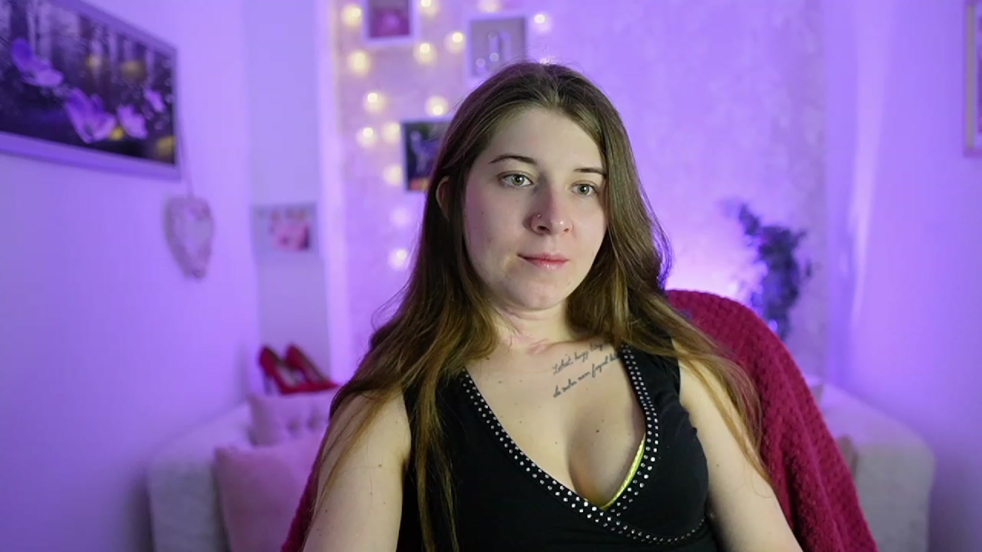 Gallery image thumbnail from Haley_Reed18's myfreecams stream on, 02/16/2024, 17:34 image 3 of 20