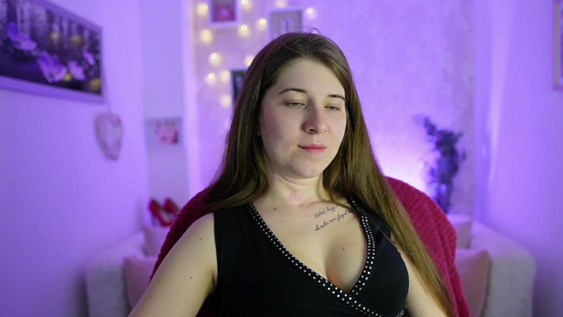 Gallery image thumbnail from Haley_Reed18's myfreecams stream on, 02/16/2024, 17:34 image 10 of 20