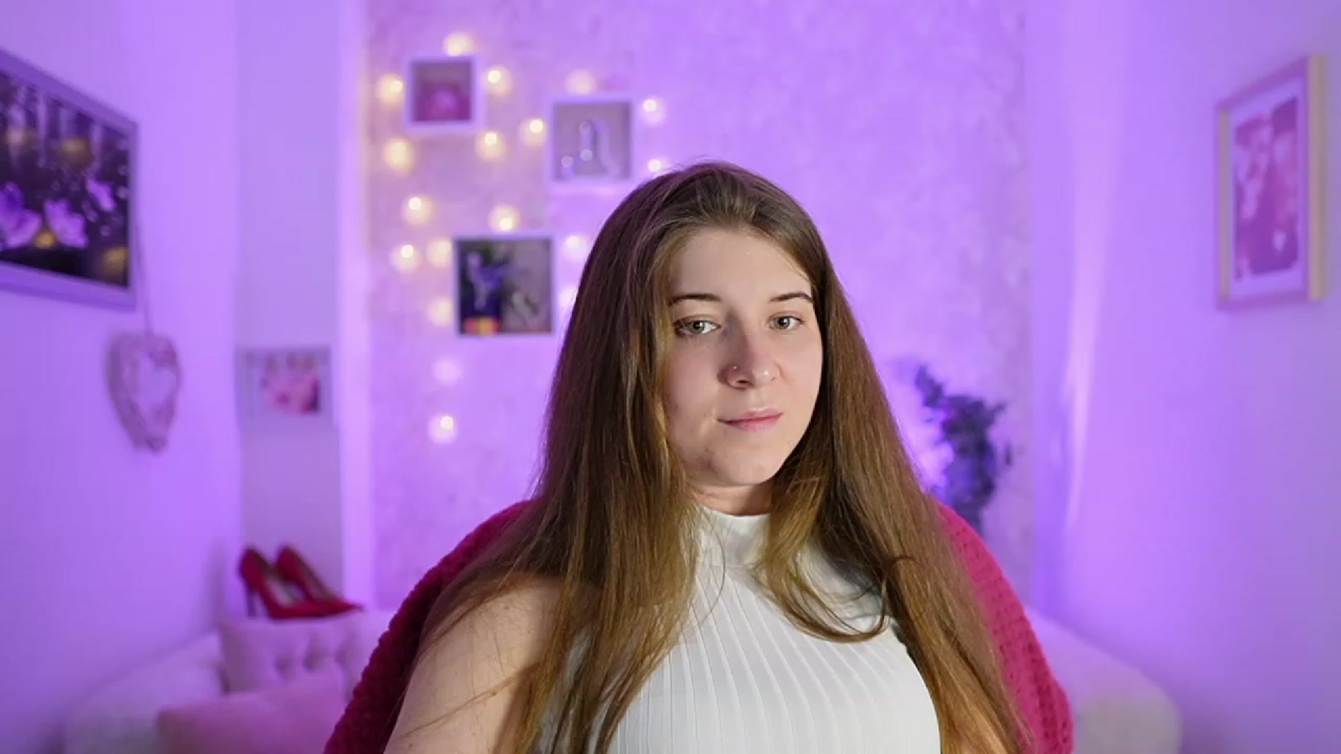 Gallery image thumbnail from Haley_Reed18's myfreecams stream on, 02/19/2024, 16:16 image 11 of 20