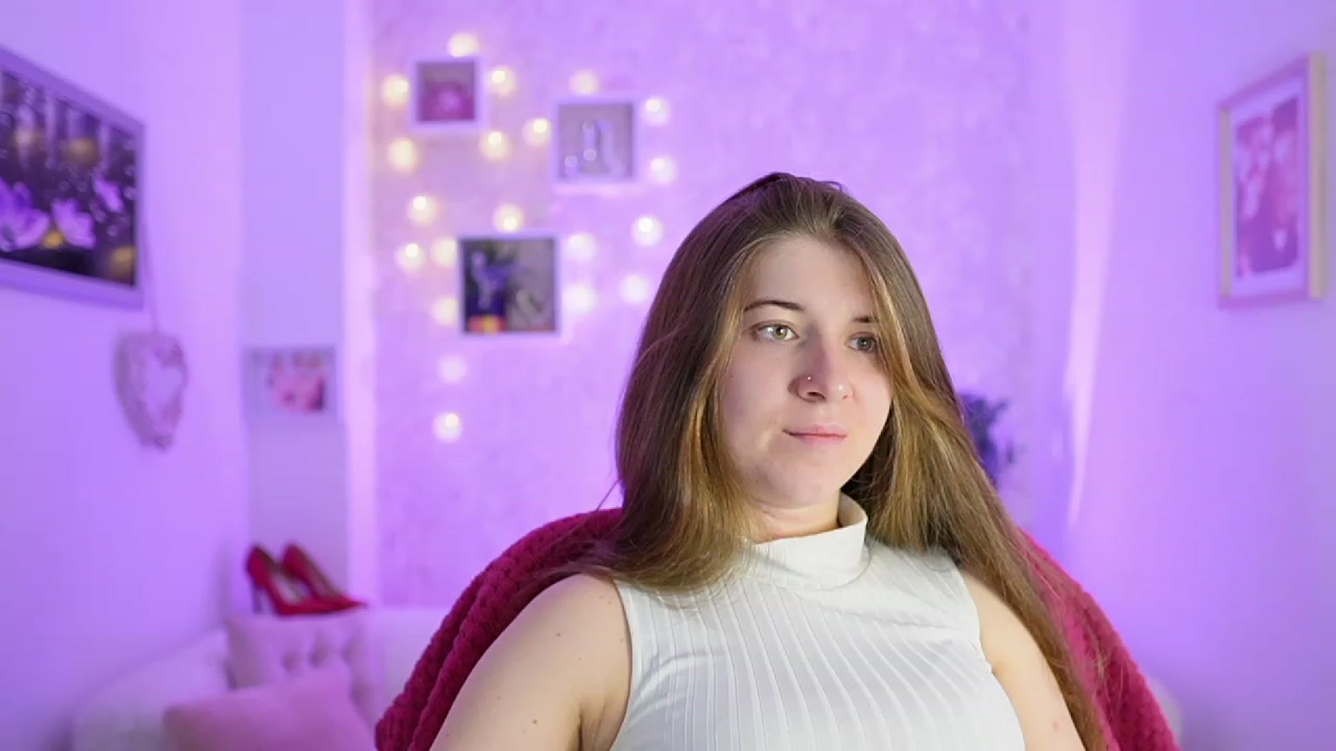 Gallery image thumbnail from Haley_Reed18's myfreecams stream on, 02/19/2024, 16:57 image 10 of 20