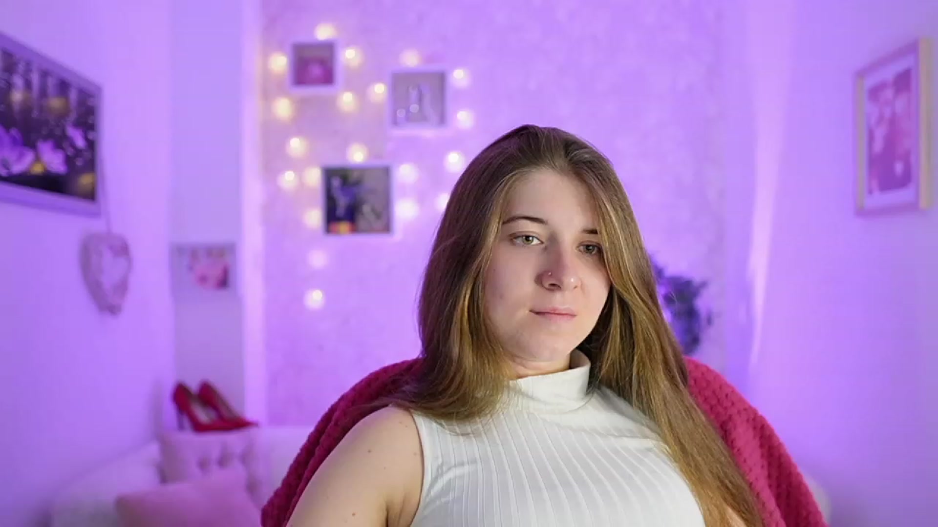 Gallery image thumbnail from Haley_Reed18's myfreecams stream on, 02/19/2024, 16:57 image 11 of 20