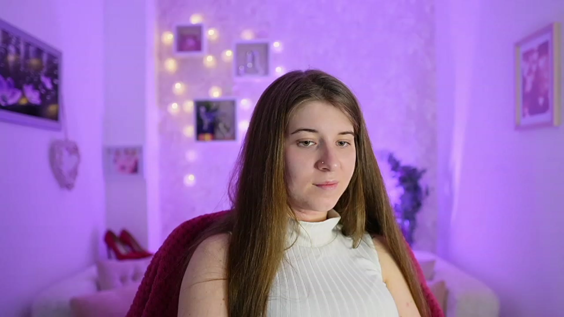 Gallery image thumbnail from Haley_Reed18's myfreecams stream on, 02/19/2024, 17:55 image 19 of 20