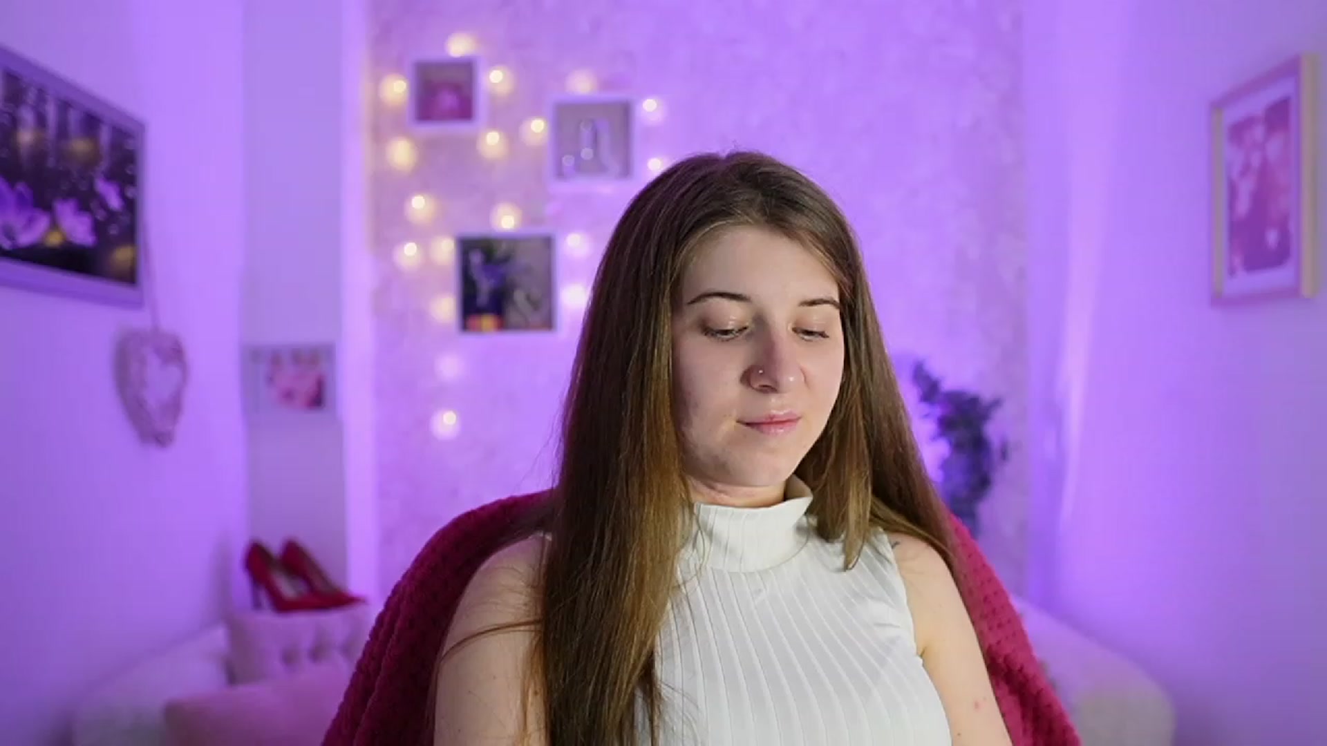 Gallery image thumbnail from Haley_Reed18's myfreecams stream on, 02/19/2024, 17:55 image 3 of 20