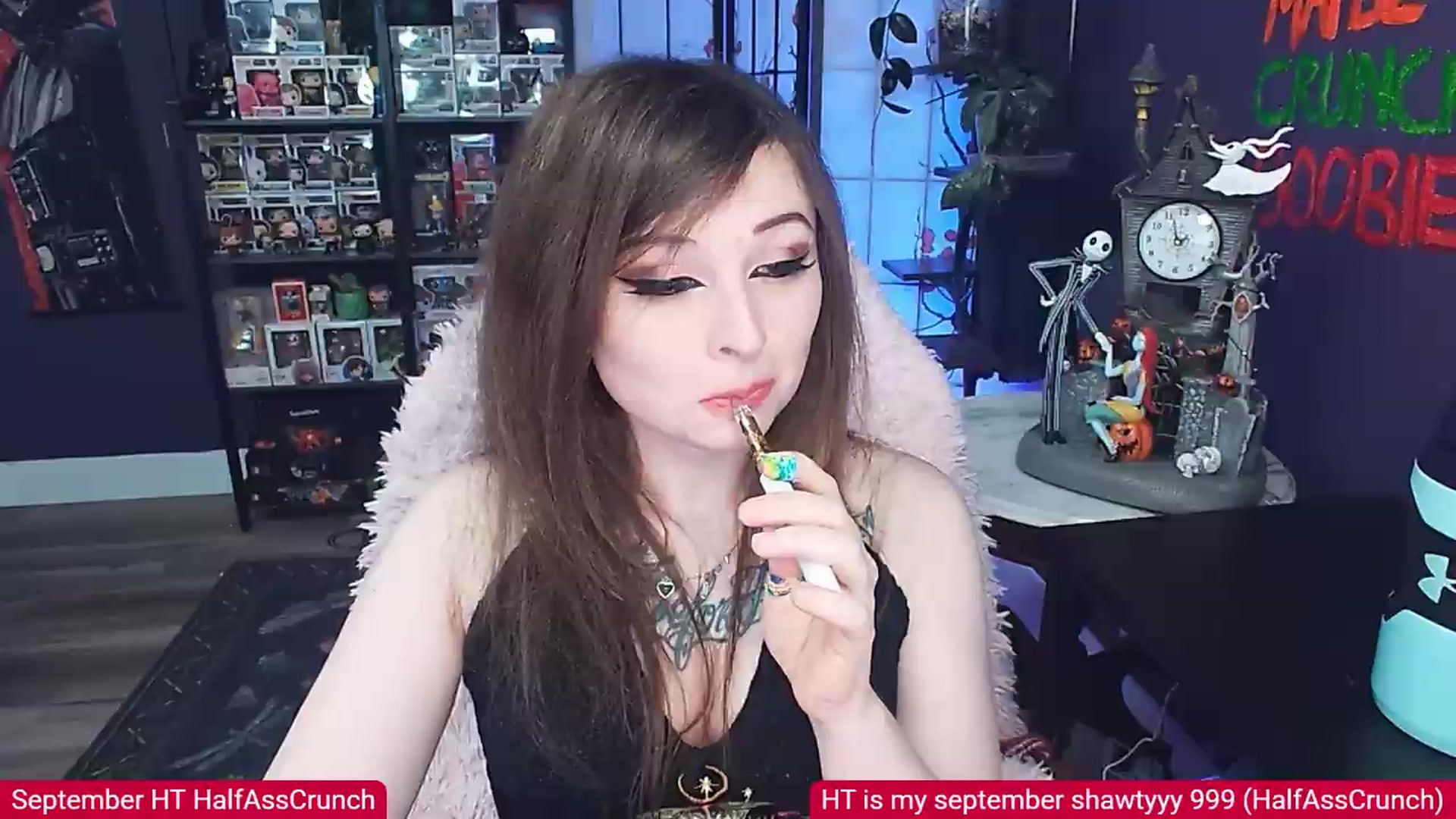 Gallery image thumbnail from HalfAssElvira's myfreecams stream on, 09/06/2026, 10:12 image 7 of 20
