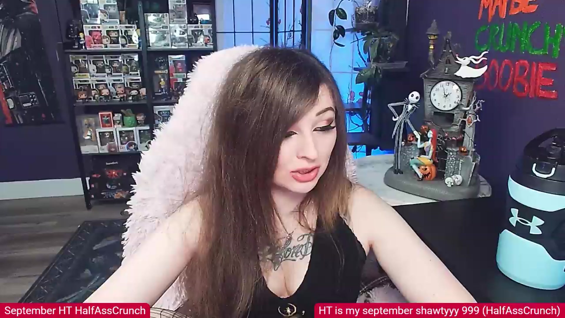 Gallery image thumbnail from HalfAssElvira's myfreecams stream on, 09/06/2026, 10:12 image 4 of 20
