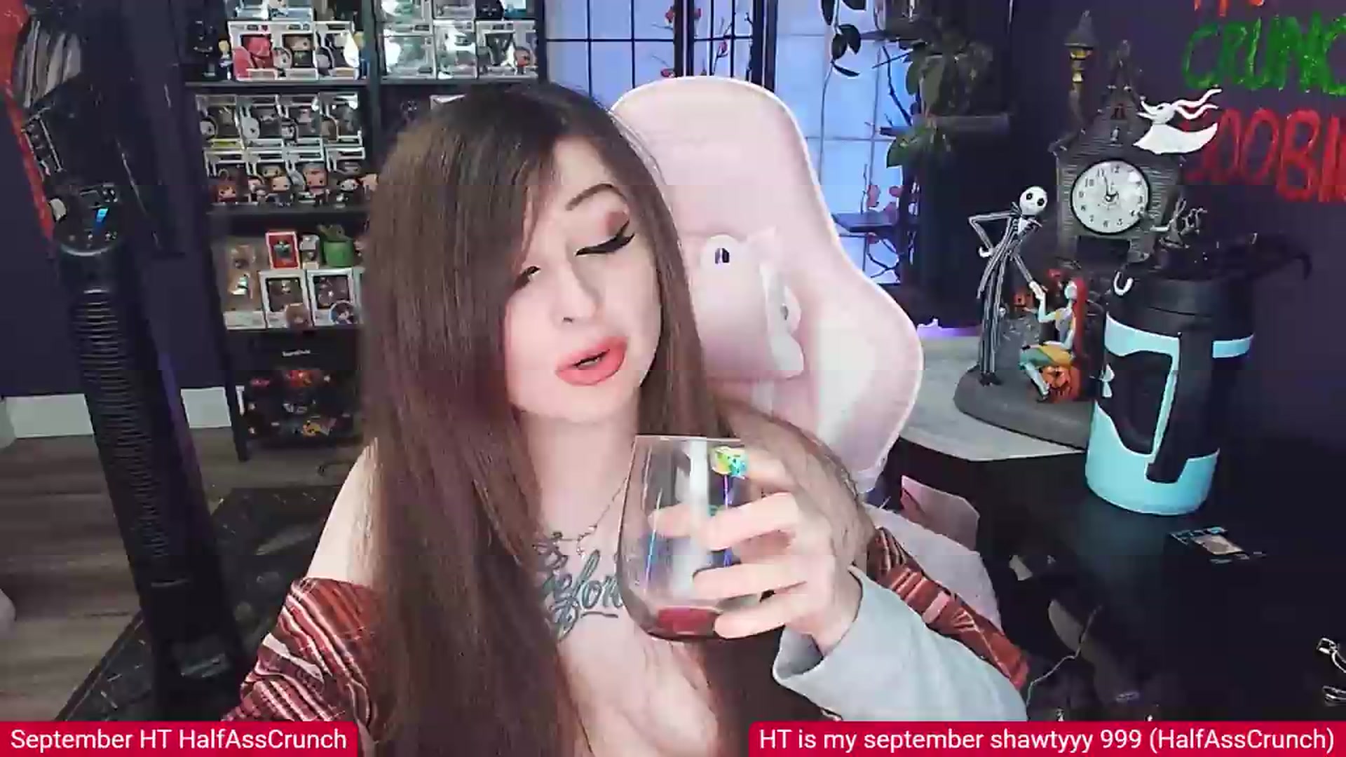Gallery image thumbnail from HalfAssElvira's myfreecams stream on, 09/06/2026, 10:12 image 16 of 20