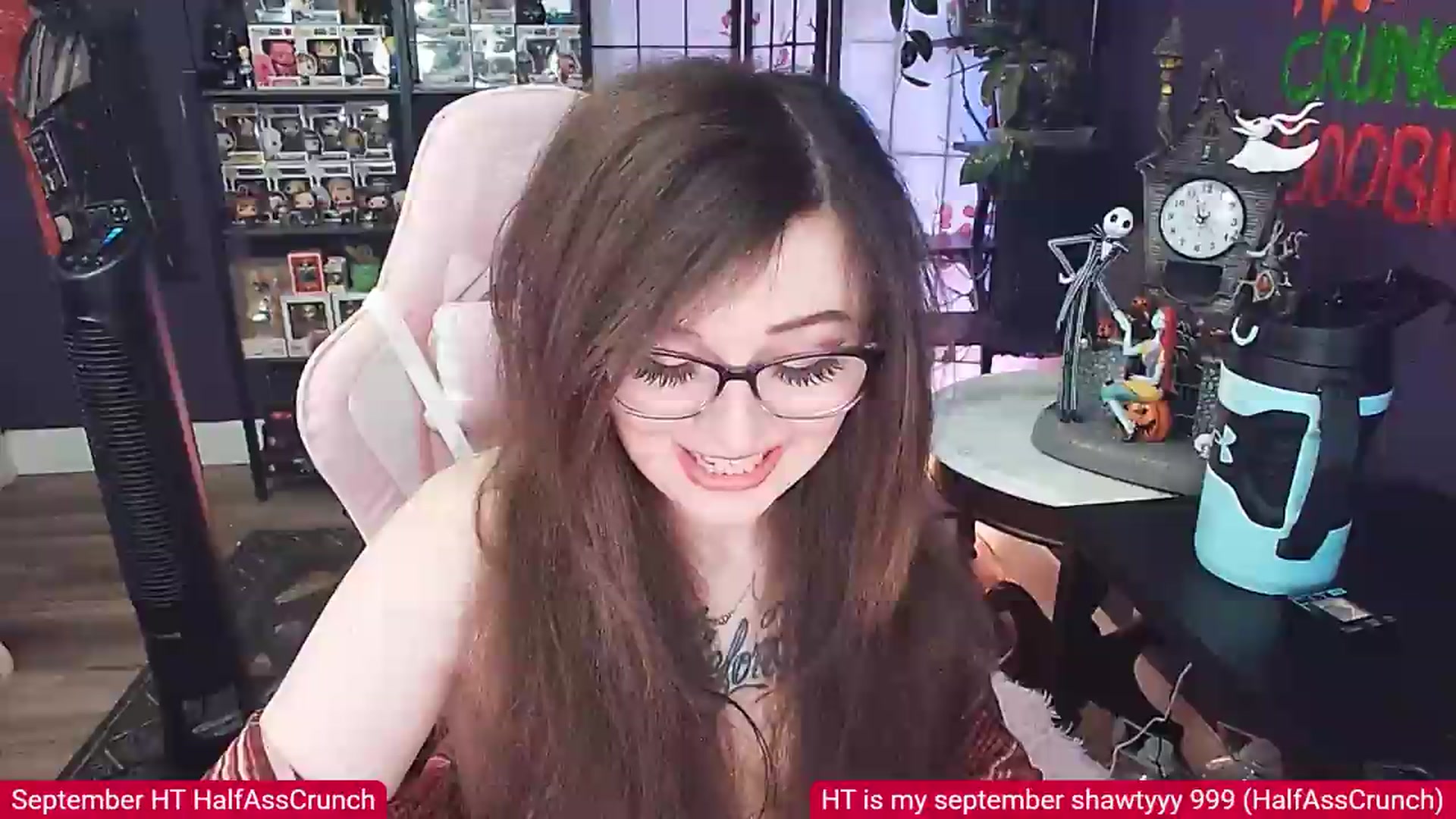 Gallery image thumbnail from HalfAssElvira's myfreecams stream on, 09/06/2026, 10:48 image 15 of 20