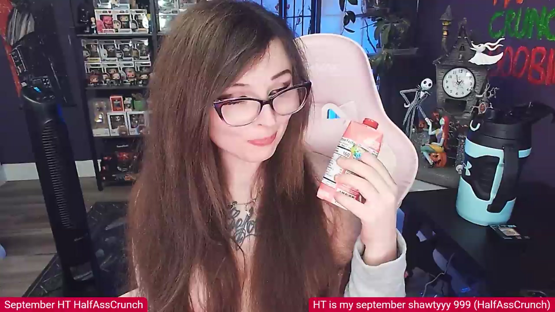 Gallery image thumbnail from HalfAssElvira's myfreecams stream on, 09/06/2026, 10:48 image 11 of 20