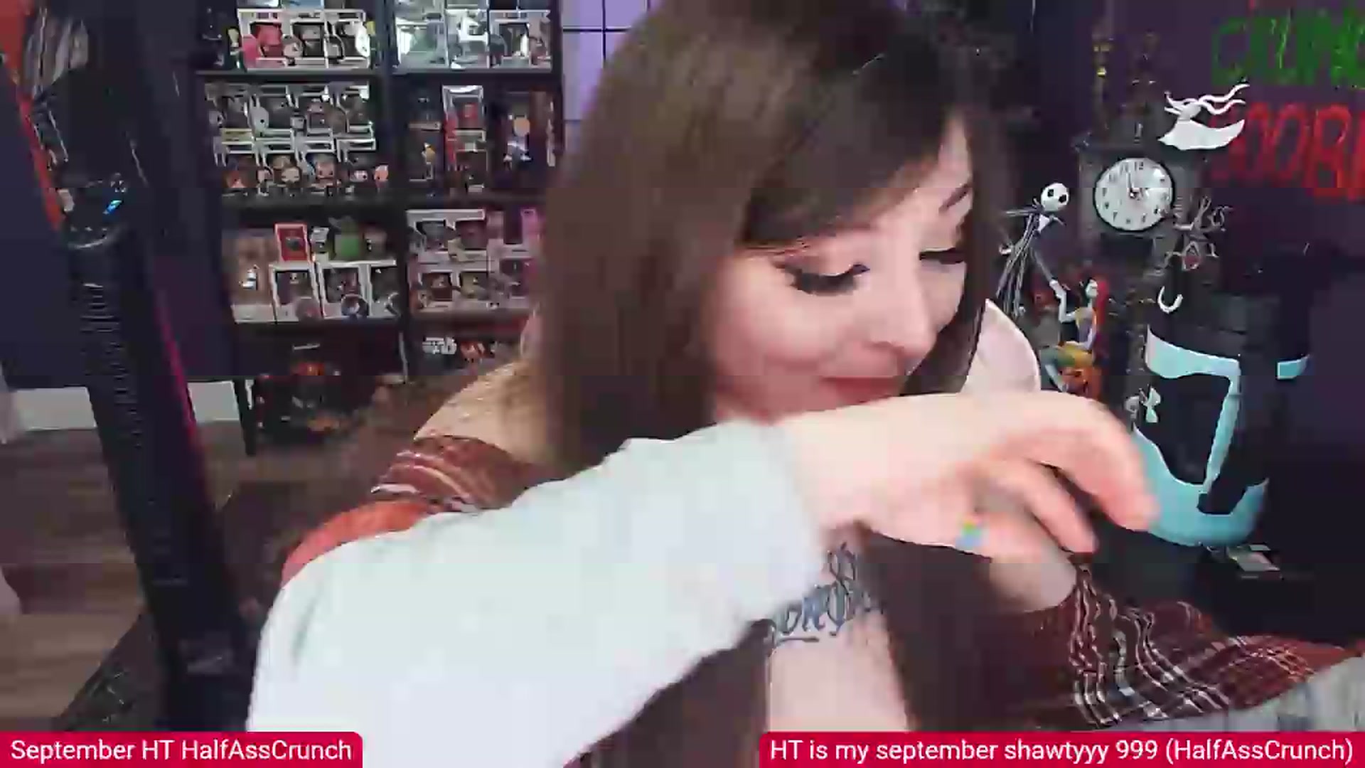 Gallery image thumbnail from HalfAssElvira's myfreecams stream on, 09/06/2026, 10:48 image 2 of 20