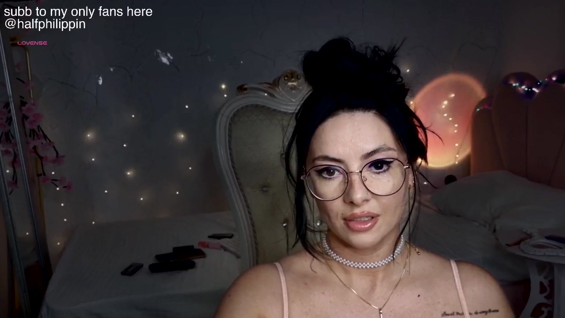Gallery image thumbnail from HalfPhilippin's myfreecams stream on, 01/16/2026, 19:56 image 13 of 20