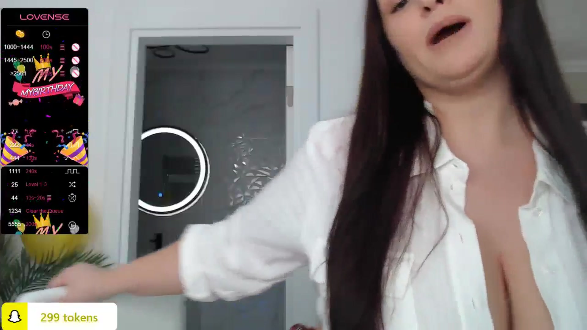 Gallery image thumbnail from Half_American's myfreecams stream on, 08/26/2024, 12:57 image 14 of 20
