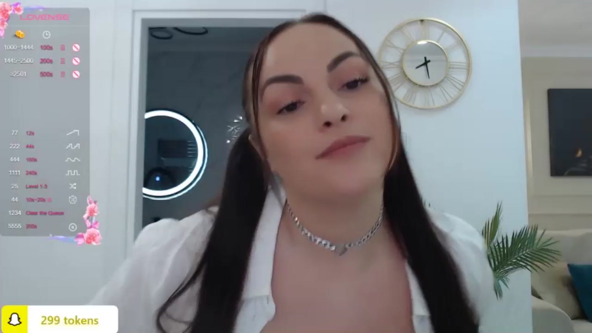 Gallery image thumbnail from Half_American's myfreecams stream on, 08/29/2024, 13:11 image 1 of 20