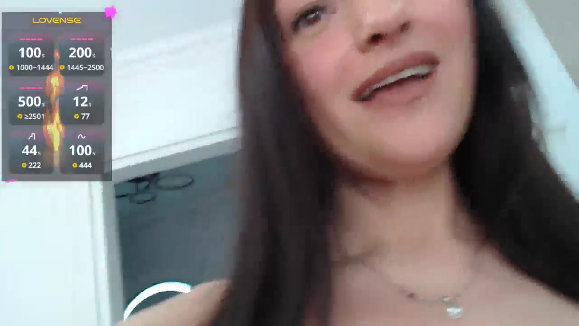 Gallery image thumbnail from Half_American's myfreecams stream on, 01/10/2025, 12:30 image 16 of 20