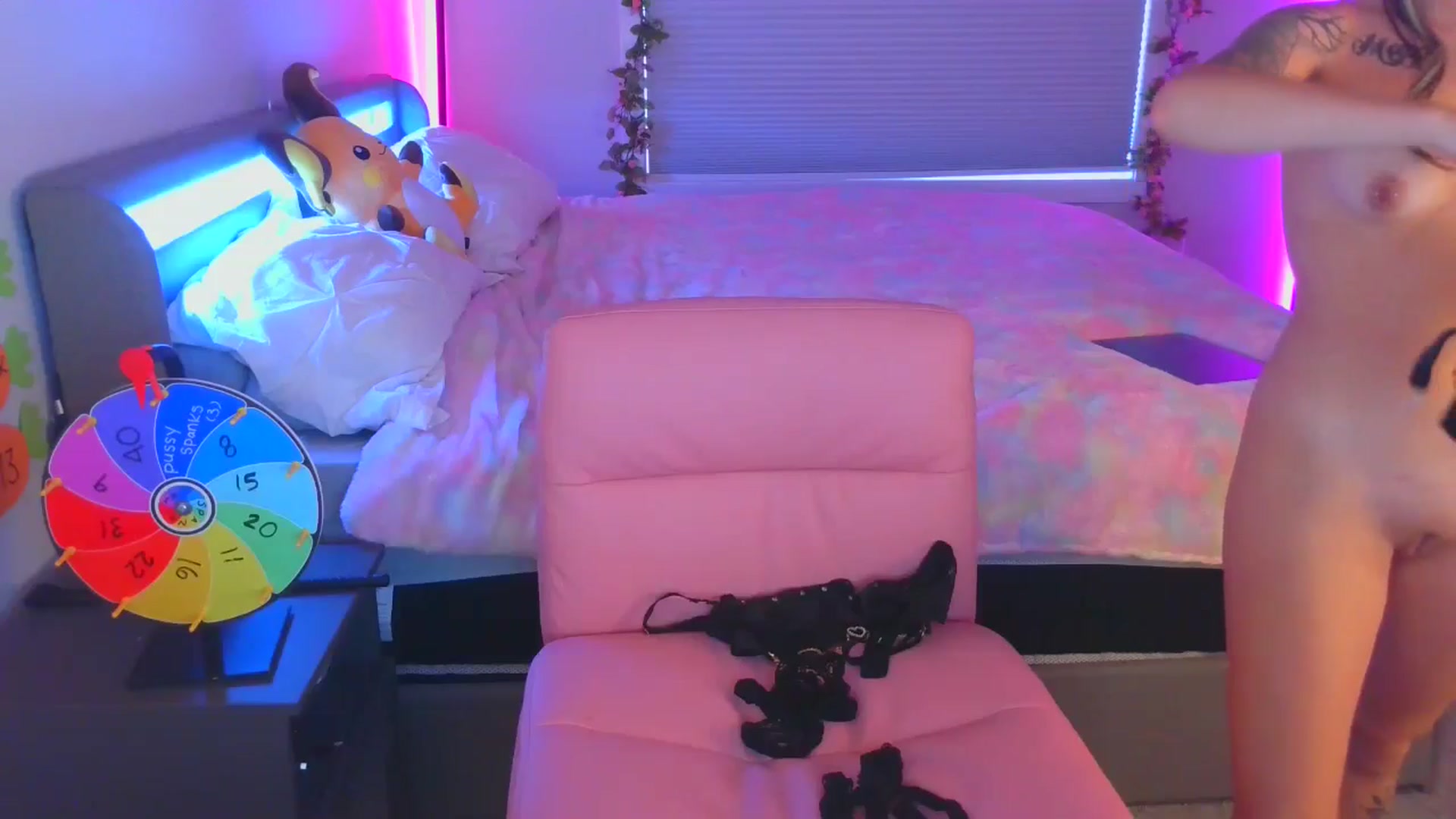 Gallery image thumbnail from Halileya's myfreecams stream on, 06/20/2024, 03:29 image 9 of 20