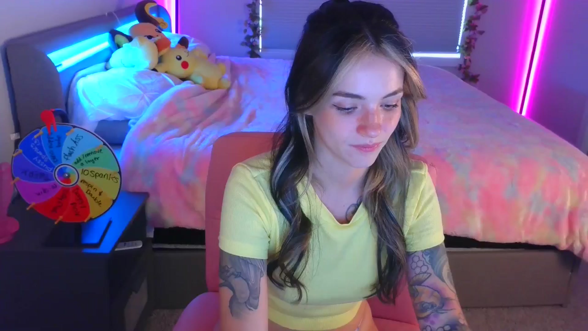Gallery image thumbnail from Halileya's myfreecams stream on, 06/21/2024, 02:33 image 14 of 20
