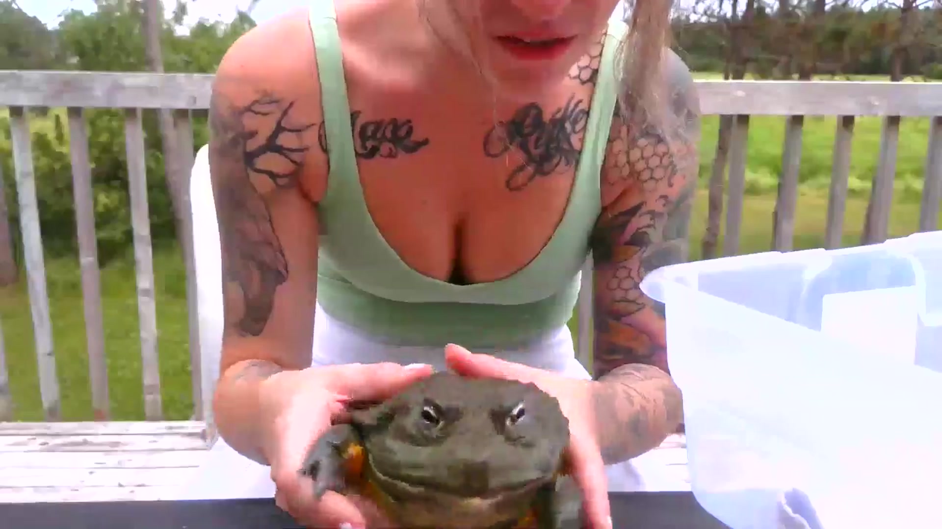 Gallery image thumbnail from Halileya's myfreecams stream on, 06/26/2024, 15:16 image 17 of 20