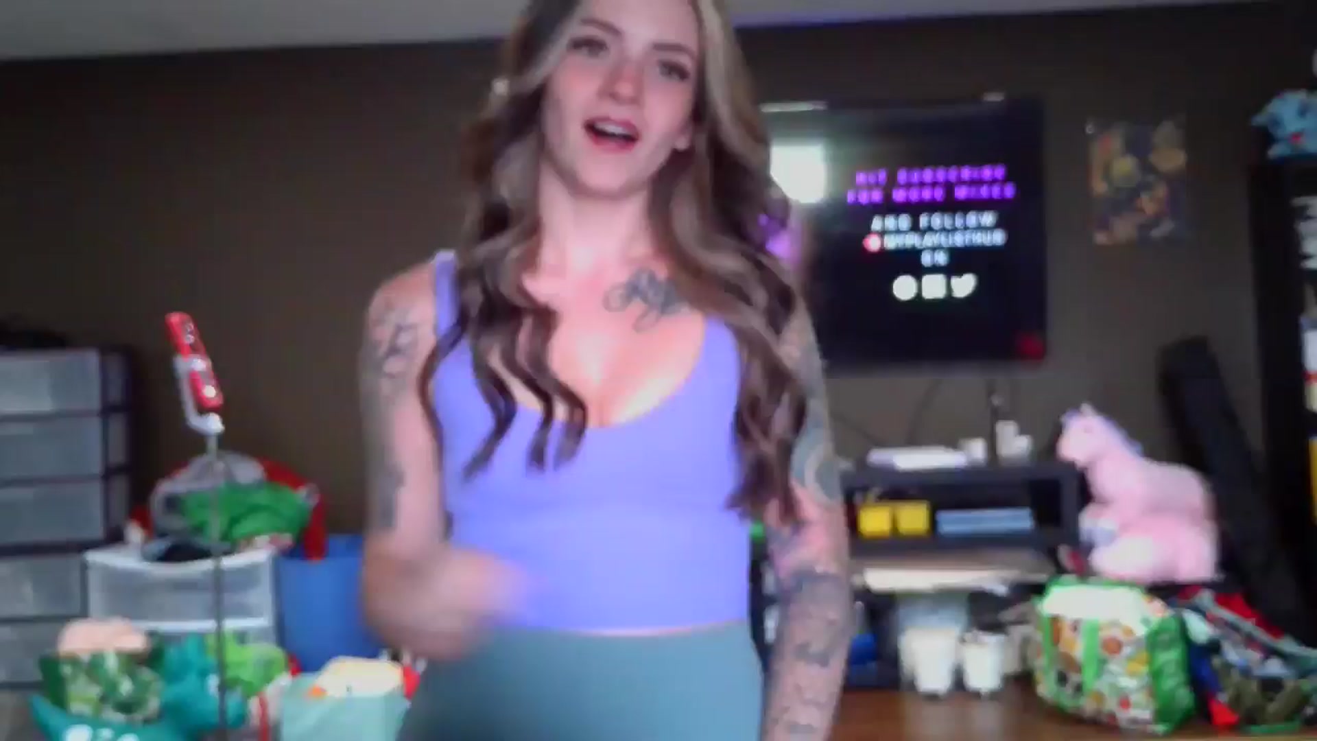 Gallery image thumbnail from Halileya's myfreecams stream on, 07/07/2024, 15:07 image 17 of 20