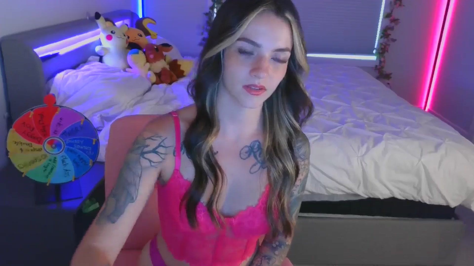 Gallery image thumbnail from Halileya's myfreecams stream on, 07/16/2024, 01:51 image 12 of 20