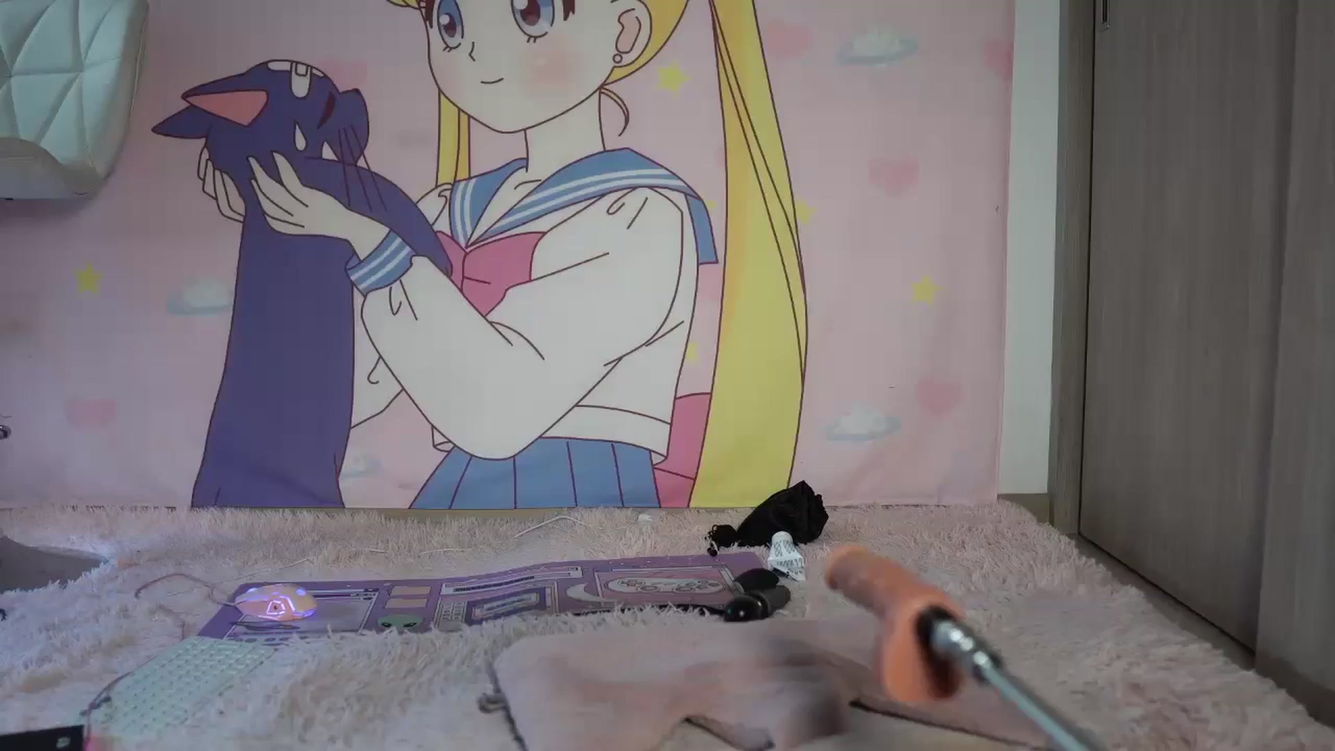 Gallery image thumbnail from Hallieee's myfreecams stream on, 05/13/2024, 21:27 image 6 of 20