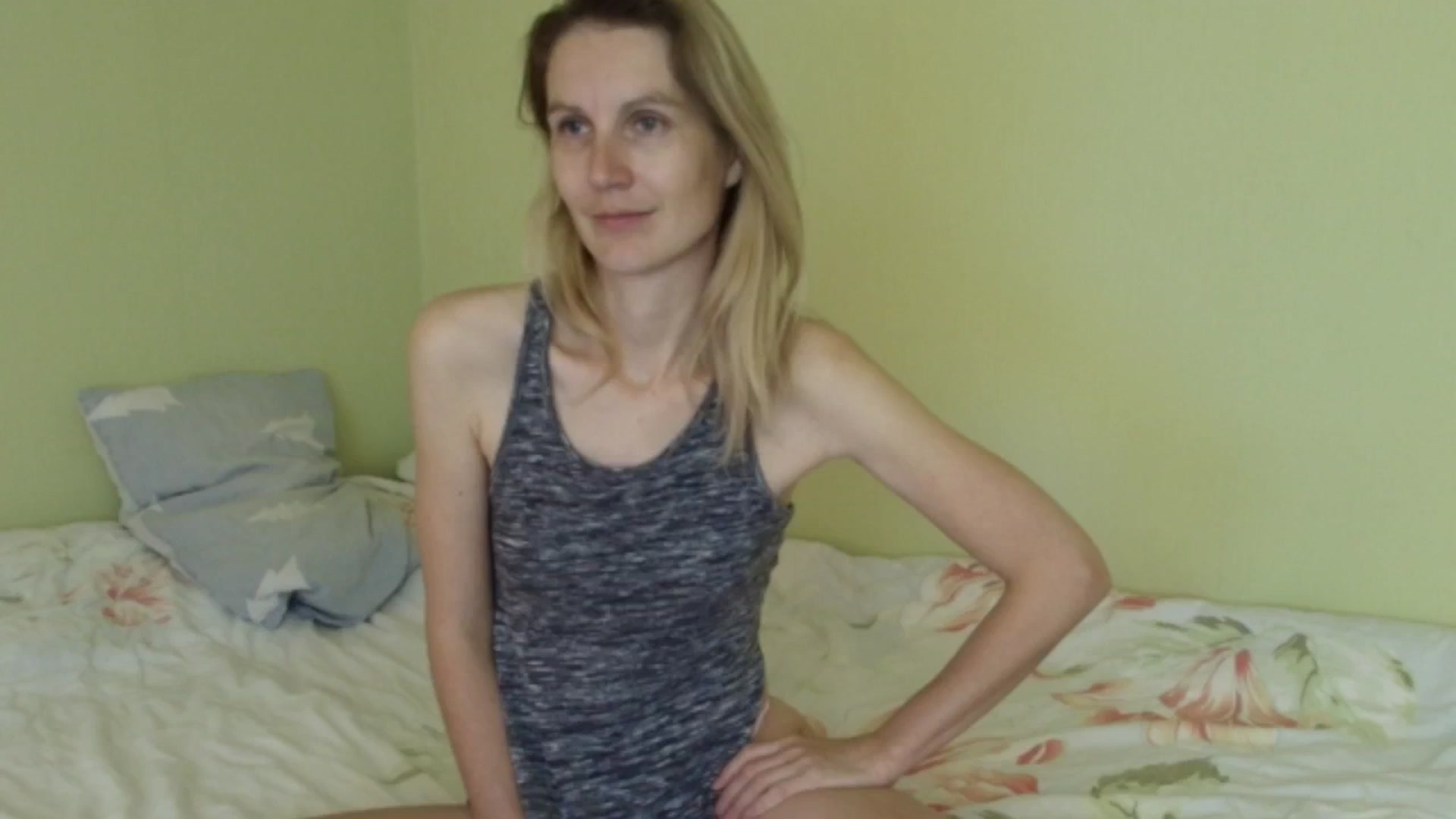 Gallery image thumbnail from HalynatheBest's myfreecams stream on, 10/12/2025, 20:51 image 20 of 20