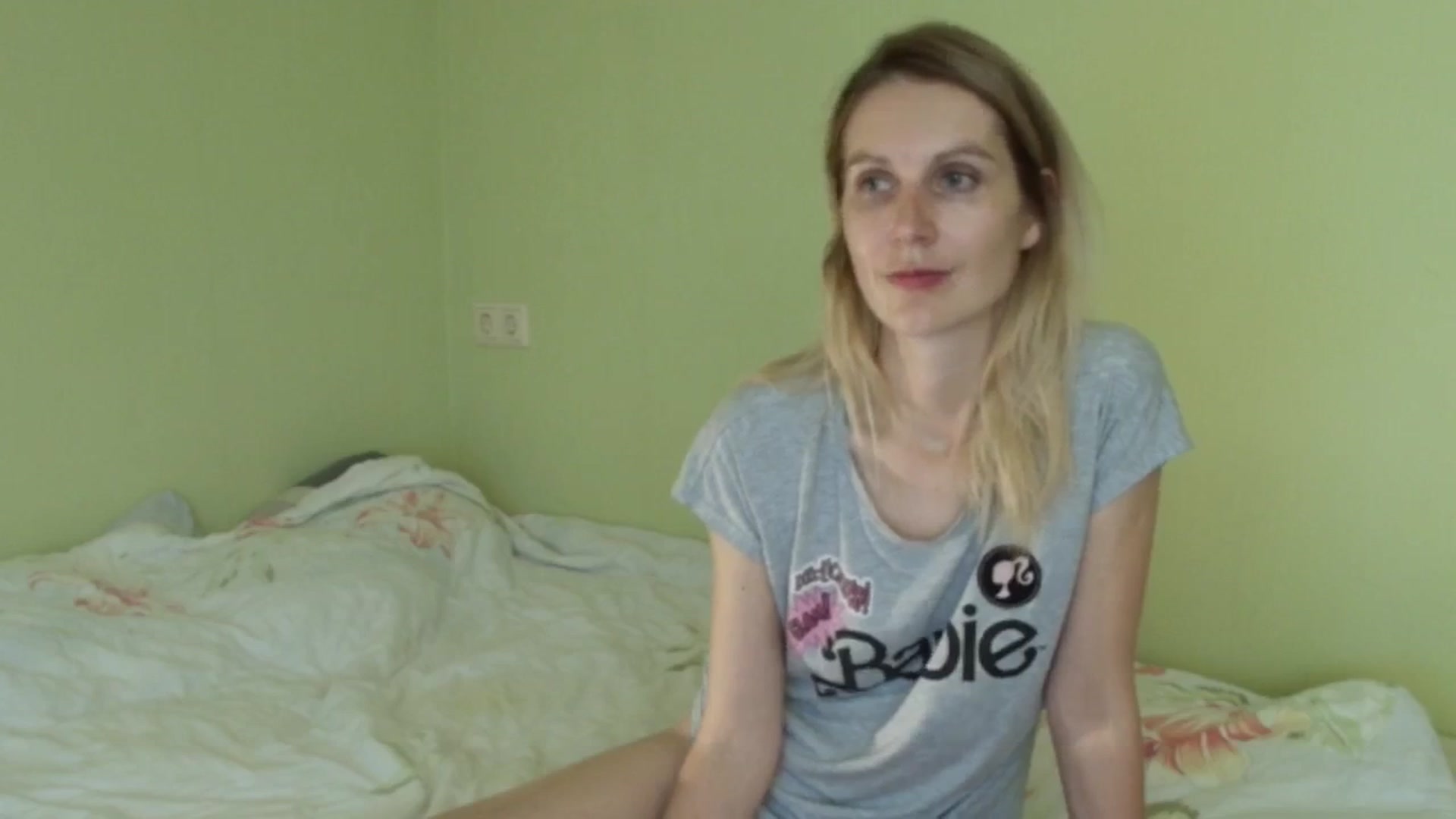 Gallery image thumbnail from HalynatheBest's myfreecams stream on, 10/15/2025, 18:48 image 17 of 20