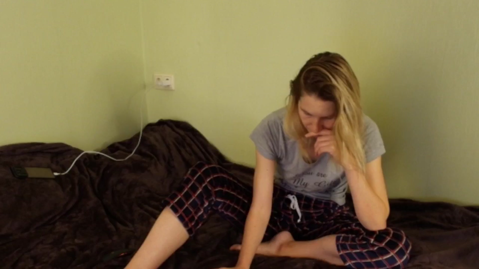 Gallery image thumbnail from HalynatheBest's myfreecams stream on, 11/01/2025, 21:21 image 6 of 20